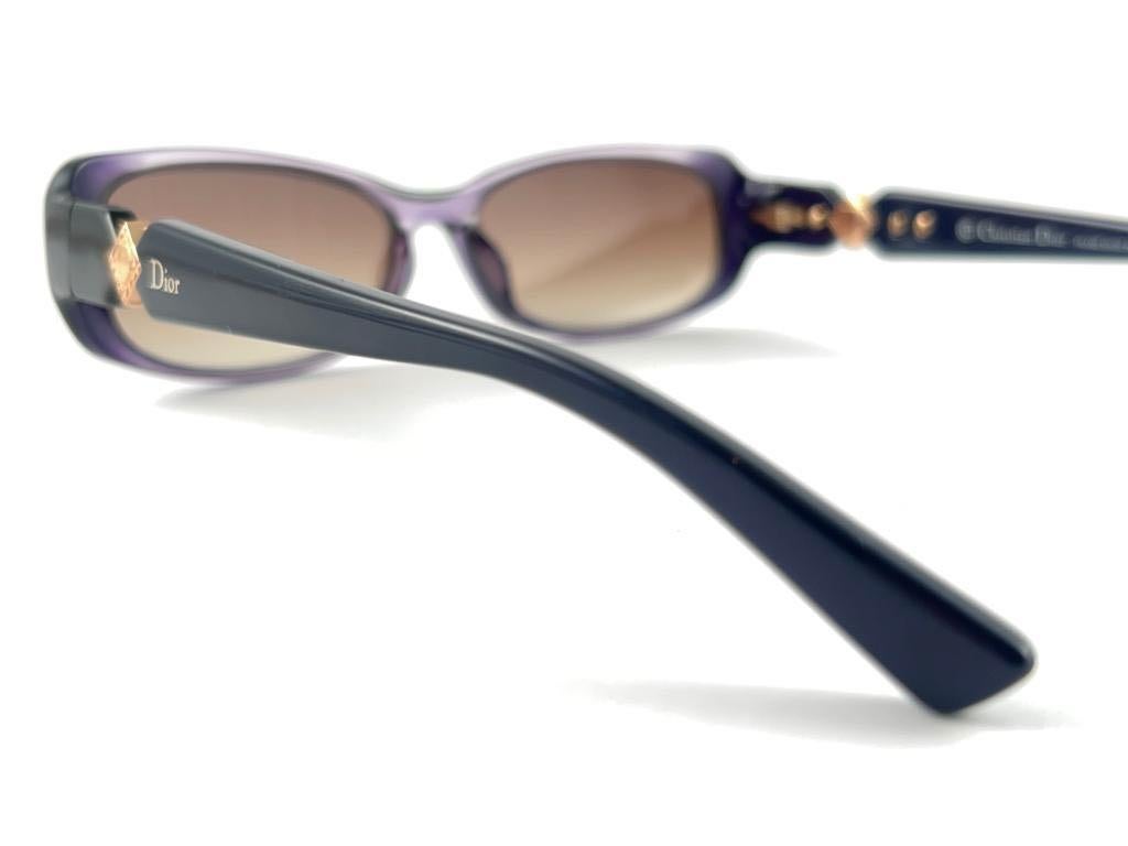 Vintage Christian Dior Sleek Purple Sunglasses Fall 2000 Y2K 8
