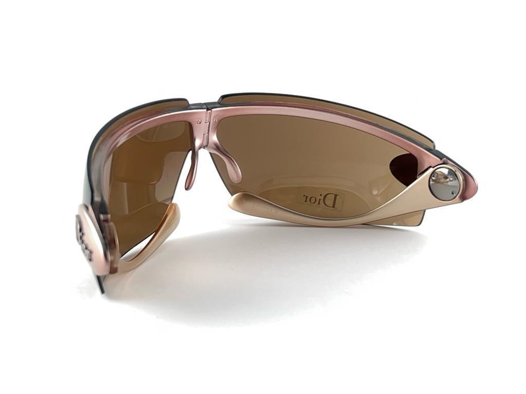 Gris Christian Dior Summer 1 Fold Large Wrap Galliano Sunglasses des années 2000  L'AN 2000 en vente