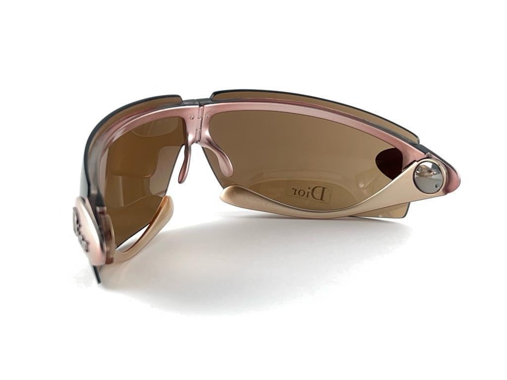 Christian Dior Summer 1 Fold Large Wrap Galliano Sunglasses des années 2000  L'AN 2000 Neuf - En vente à Baleares, Baleares