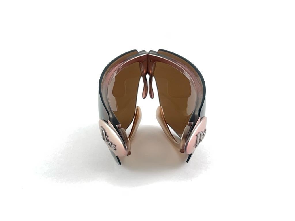 Christian Dior Summer 1 Fold Large Wrap Galliano Sunglasses des années 2000  L'AN 2000 en vente 2