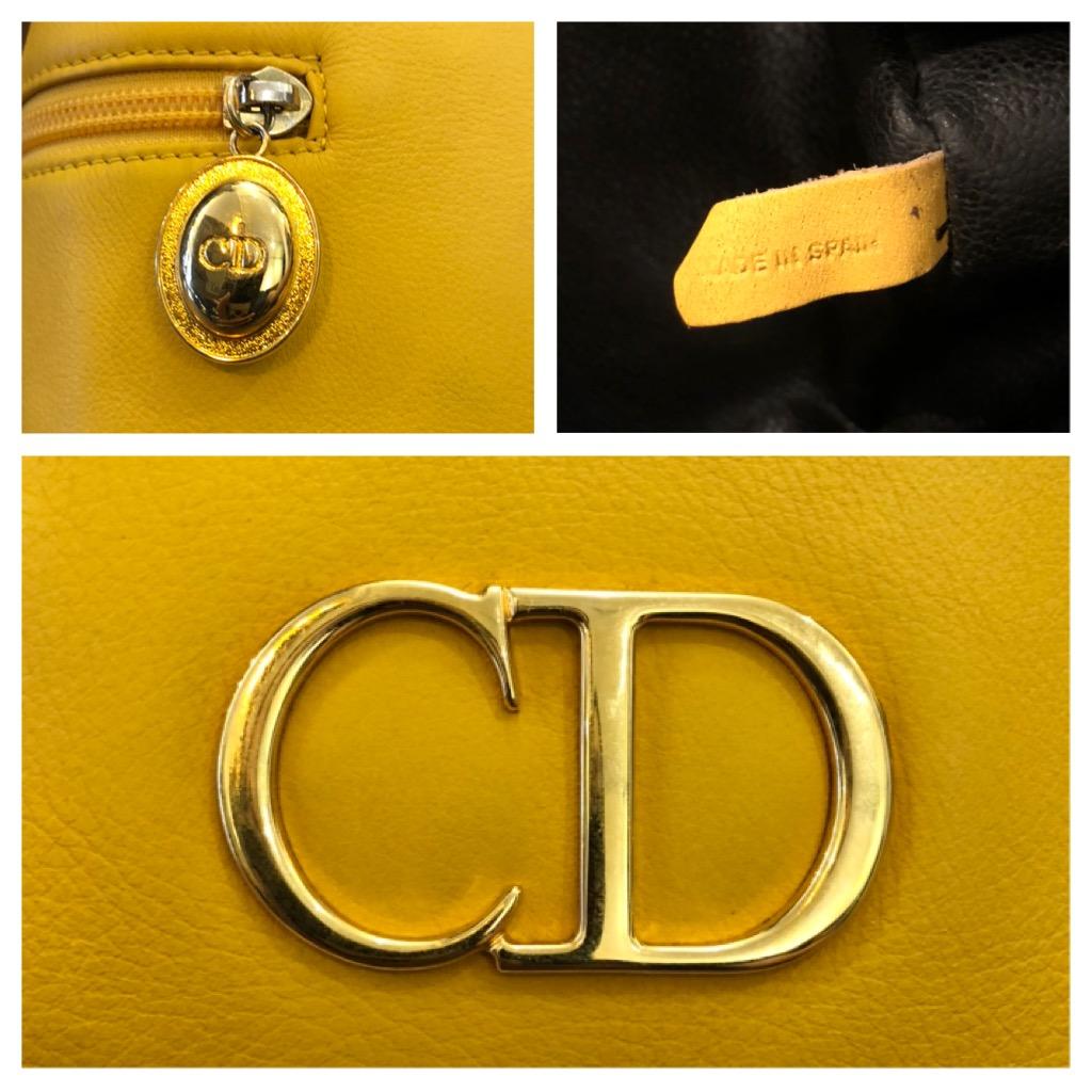 Vintage CHRISTIAN DIOR Yellow Leather Vanity Case Handbag For Sale 1