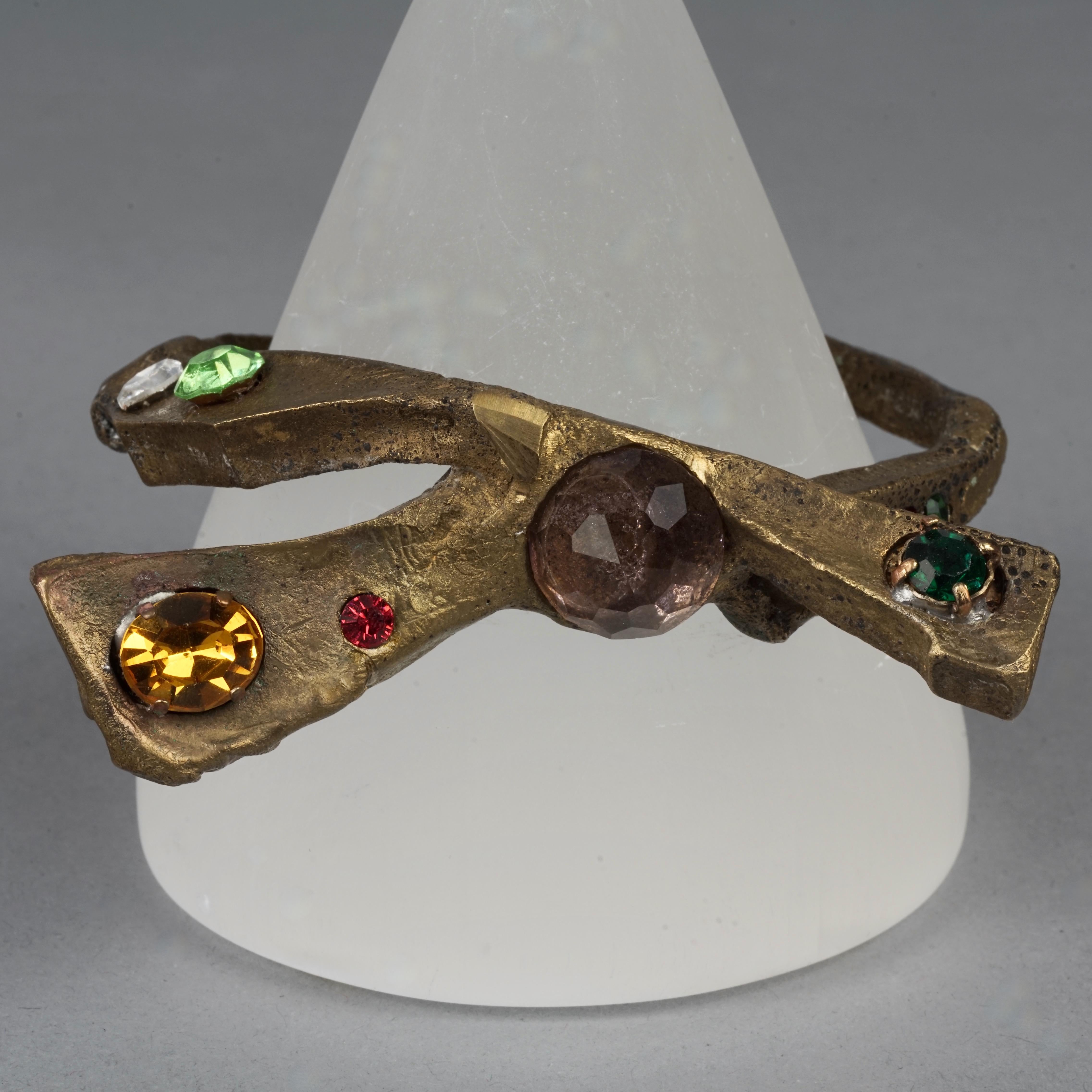 Vintage CHRISTIAN LACROIX by Christiane BILLET Sculptured Bow Bangle Bracelet In Good Condition For Sale In Kingersheim, Alsace