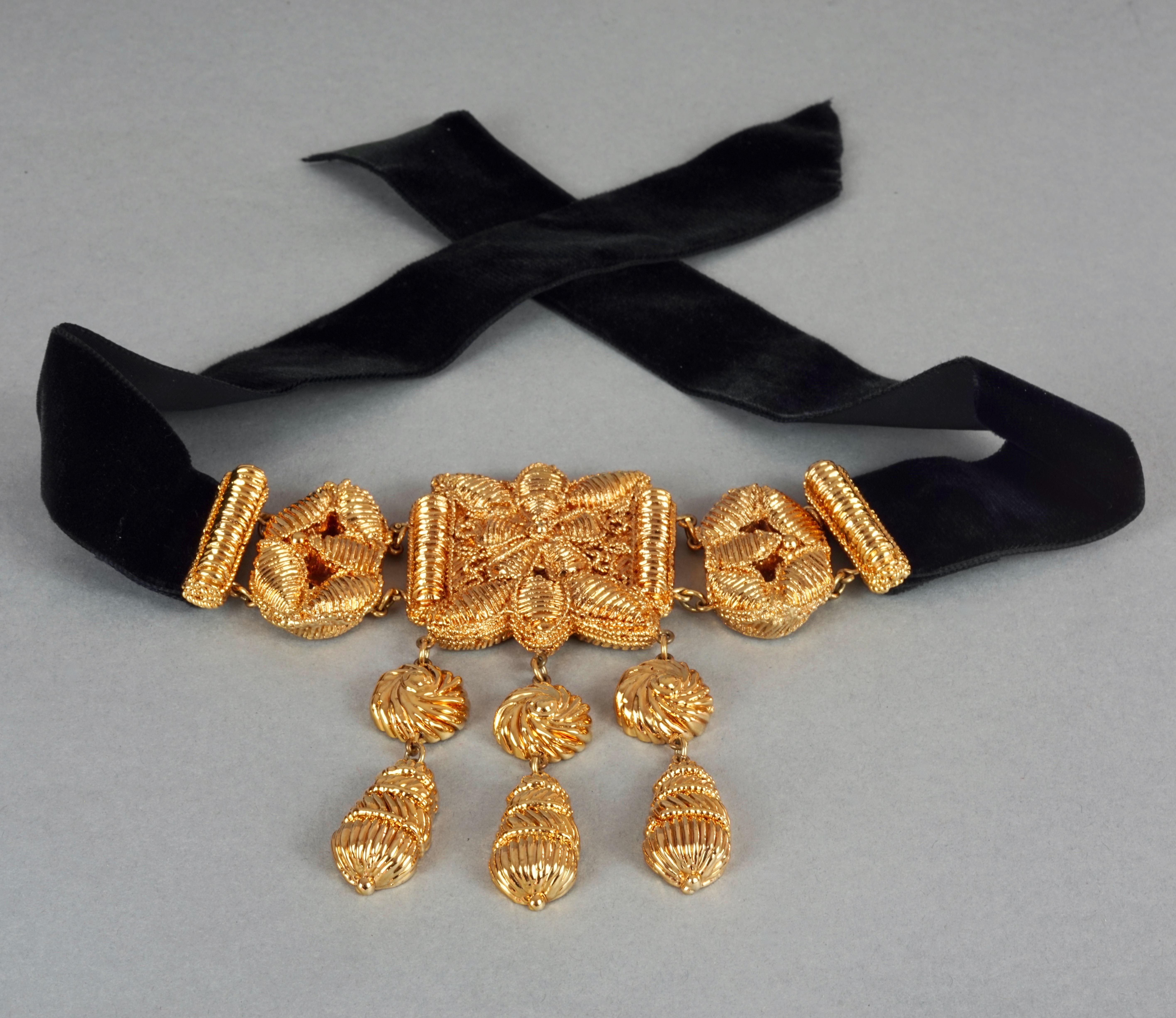 Vintage CHRISTIAN LACROIX Byzantine Opulent Choker Necklace In Excellent Condition For Sale In Kingersheim, Alsace