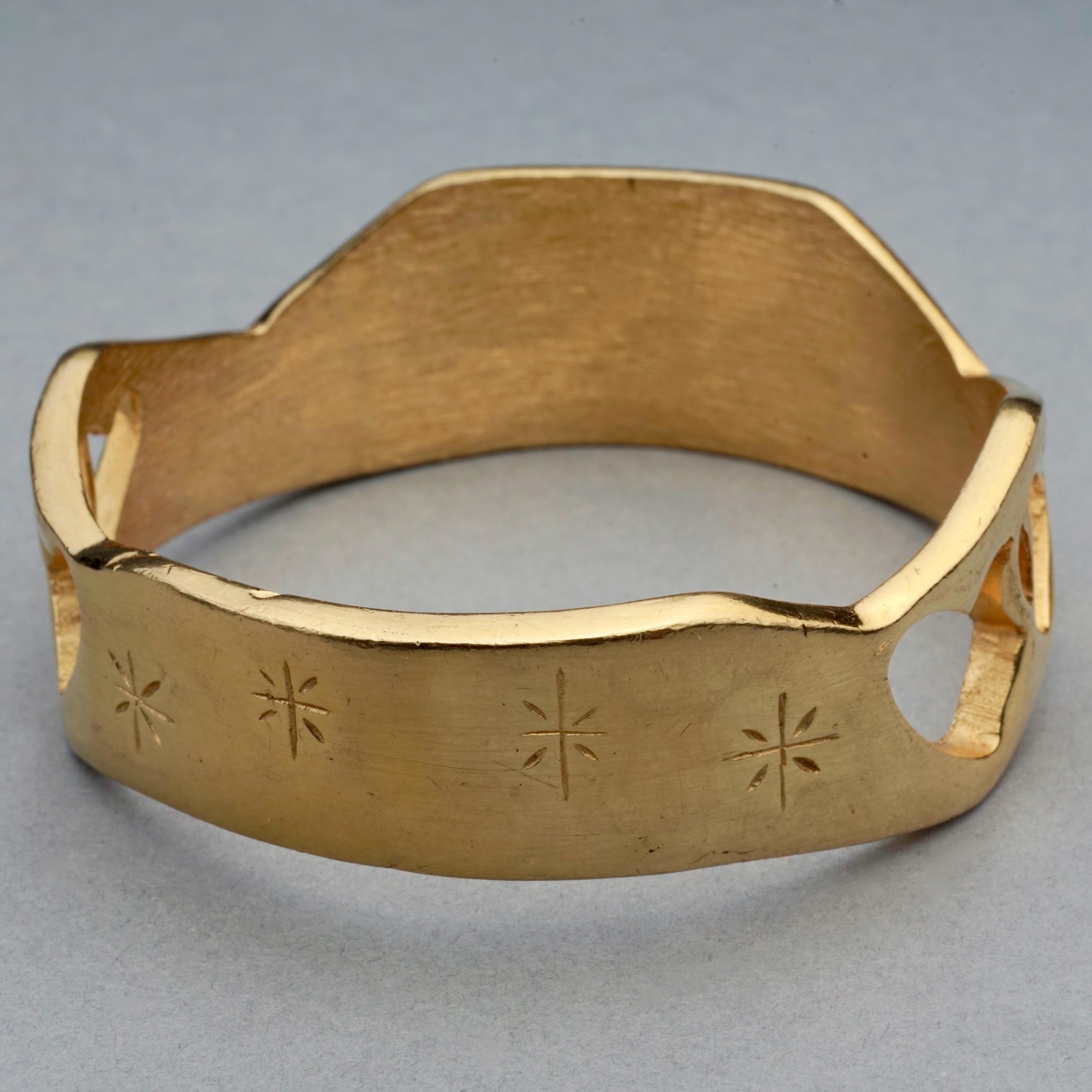 Vintage CHRISTIAN LACROIX Interlocking Heart Cuff Bracelet For Sale 2