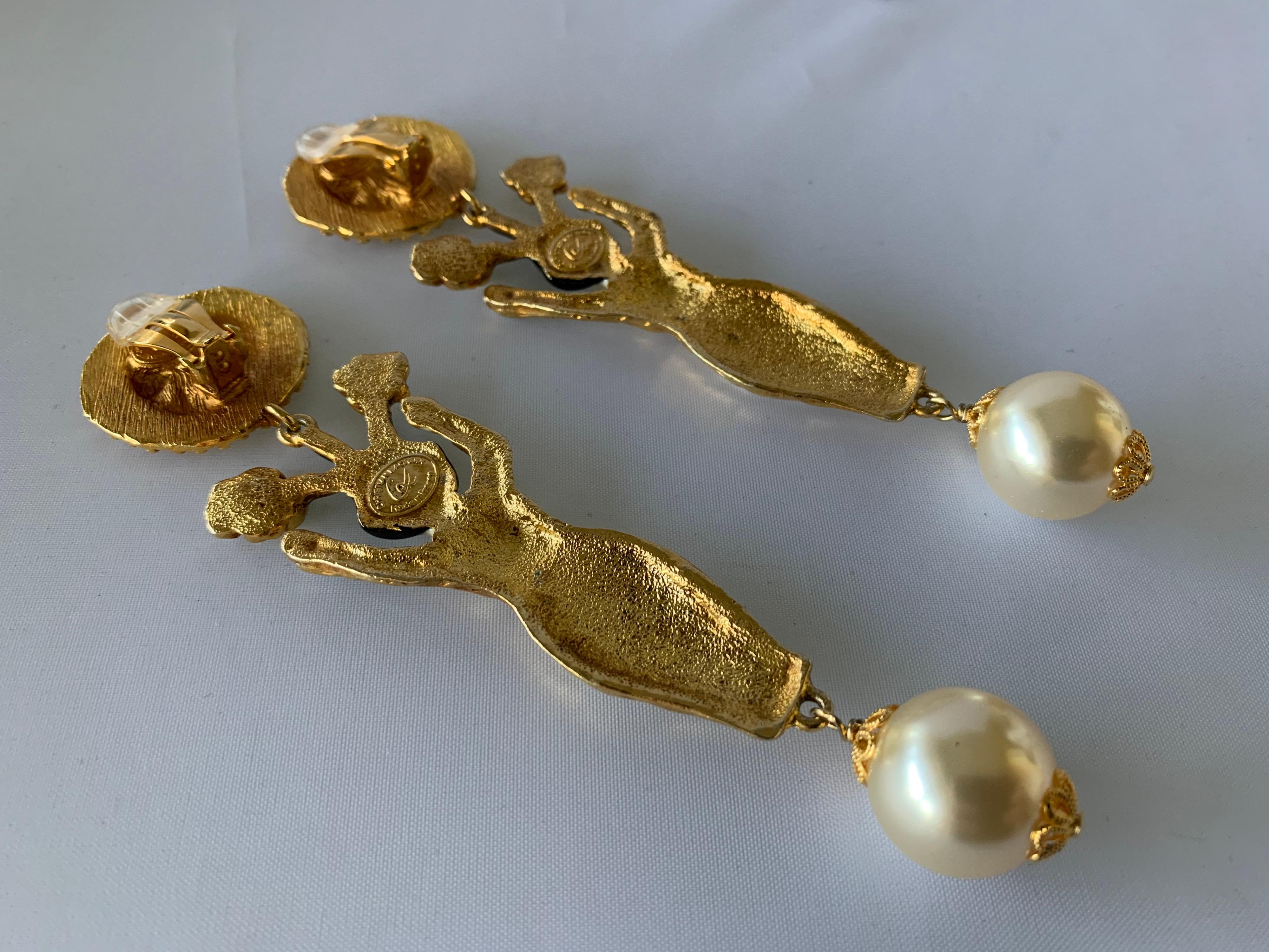 Vintage Christian Lacroix Japanese Geisha Statement Earrings In Excellent Condition In Palm Springs, CA