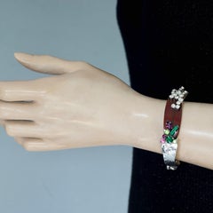 Bracciale vintage Christian Lacroix in lucite con strass, a 3 strati, semi-rigido e impreziosito da strass