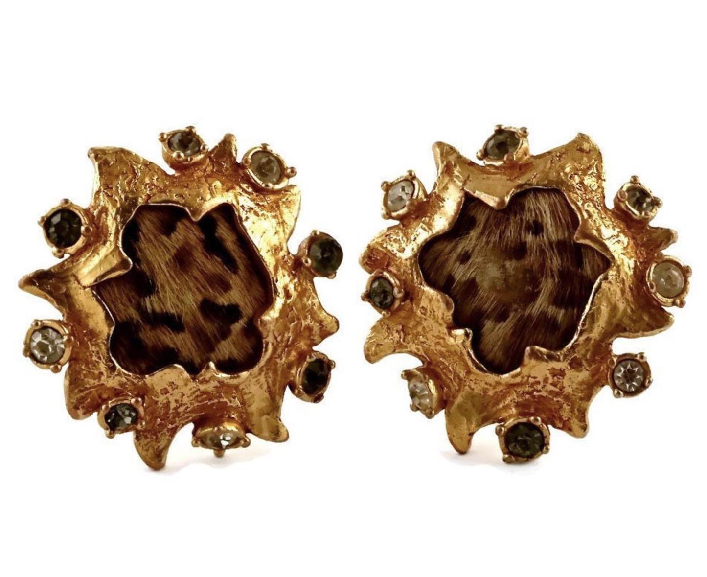 Vintage CHRISTIAN LACROIX Leopard Pony Hair Baroque Earrings In Good Condition In Kingersheim, Alsace