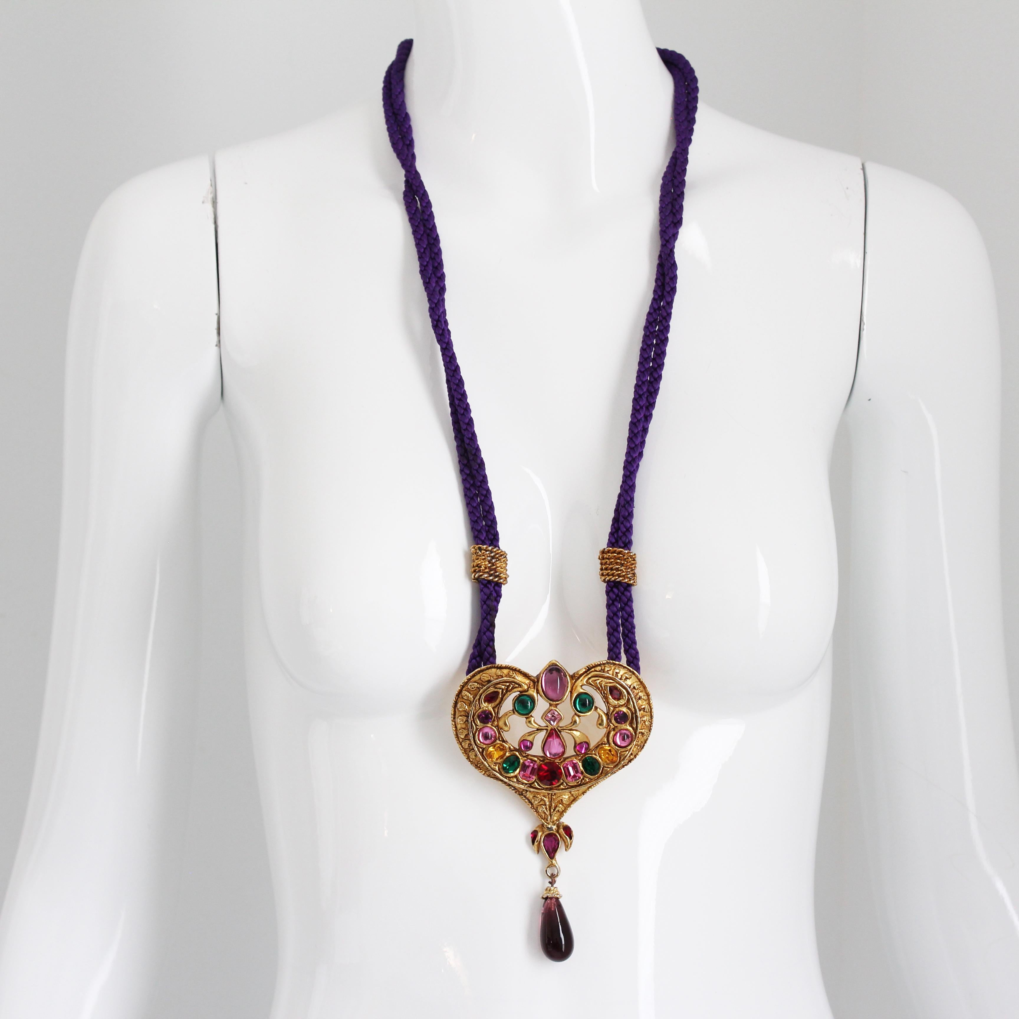 Vintage Christian Lacroix Übergroße Herz Anhänger Halskette Glas Steine 90er Jahre Selten (Zeitgenössisch) im Angebot