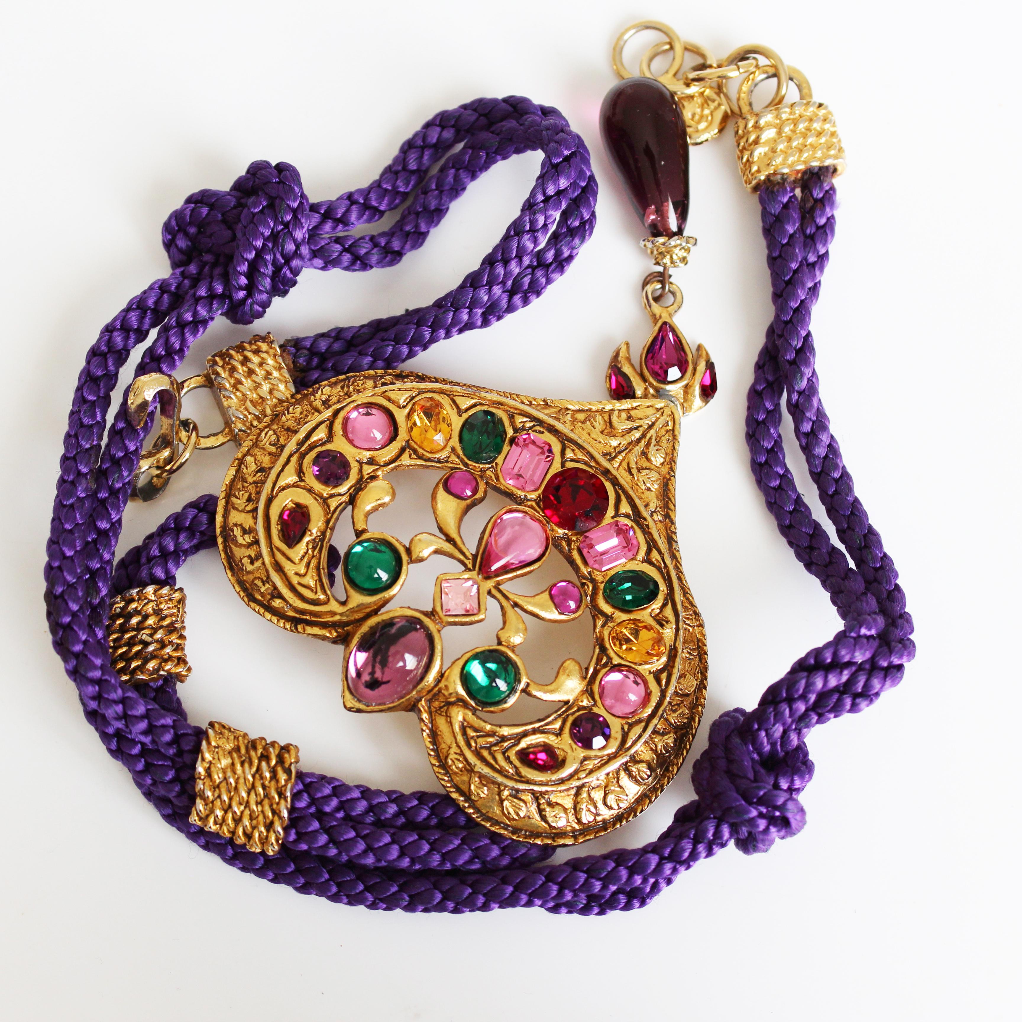 Vintage Christian Lacroix Übergroße Herz Anhänger Halskette Glas Steine 90er Jahre Selten im Angebot 4