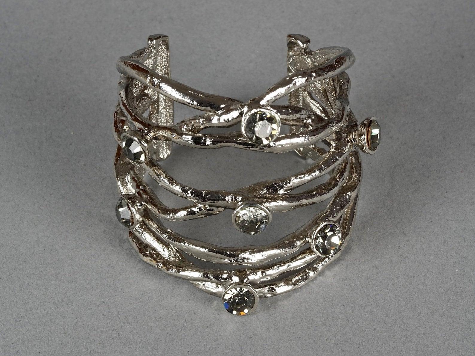 Vintage CHRISTIAN LACROIX Protruding Rhinestone Wire Cuff Bracelet In Excellent Condition For Sale In Kingersheim, Alsace