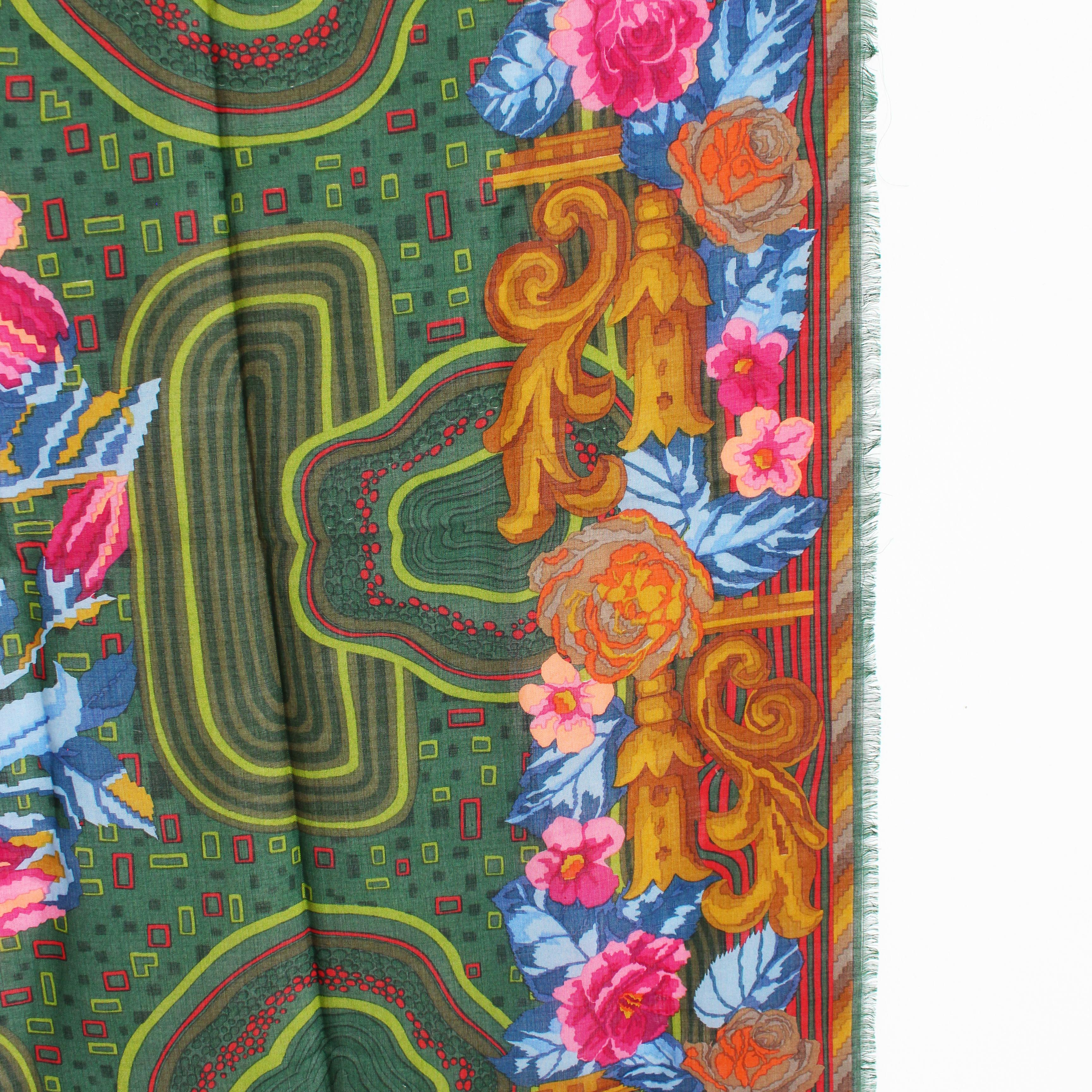 Christian Lacroix - Châle vintage à grand imprimé floral audacieux 46 en laine mélangée Unisexe en vente
