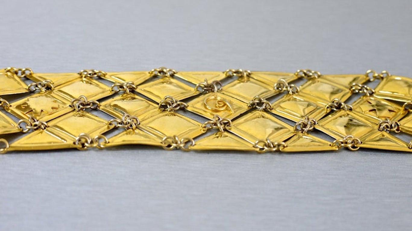 Vintage CHRISTIAN LACROIX Wide Mesh Bracelet In Good Condition For Sale In Kingersheim, Alsace