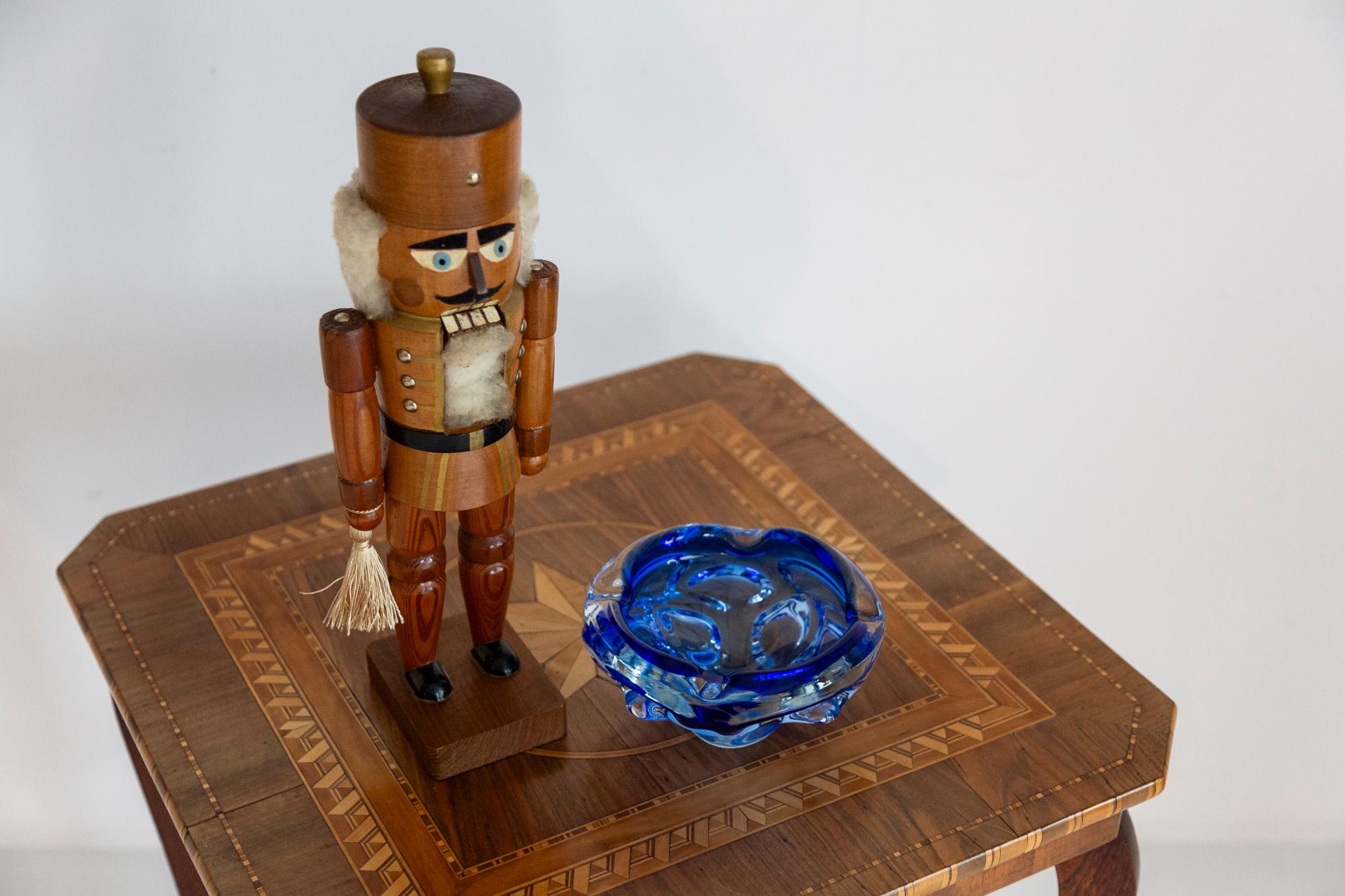 Vintage Christmas Big Nutcracker, Holz, Erzgebirge, Deutschland, 1970 (Handbemalt) im Angebot