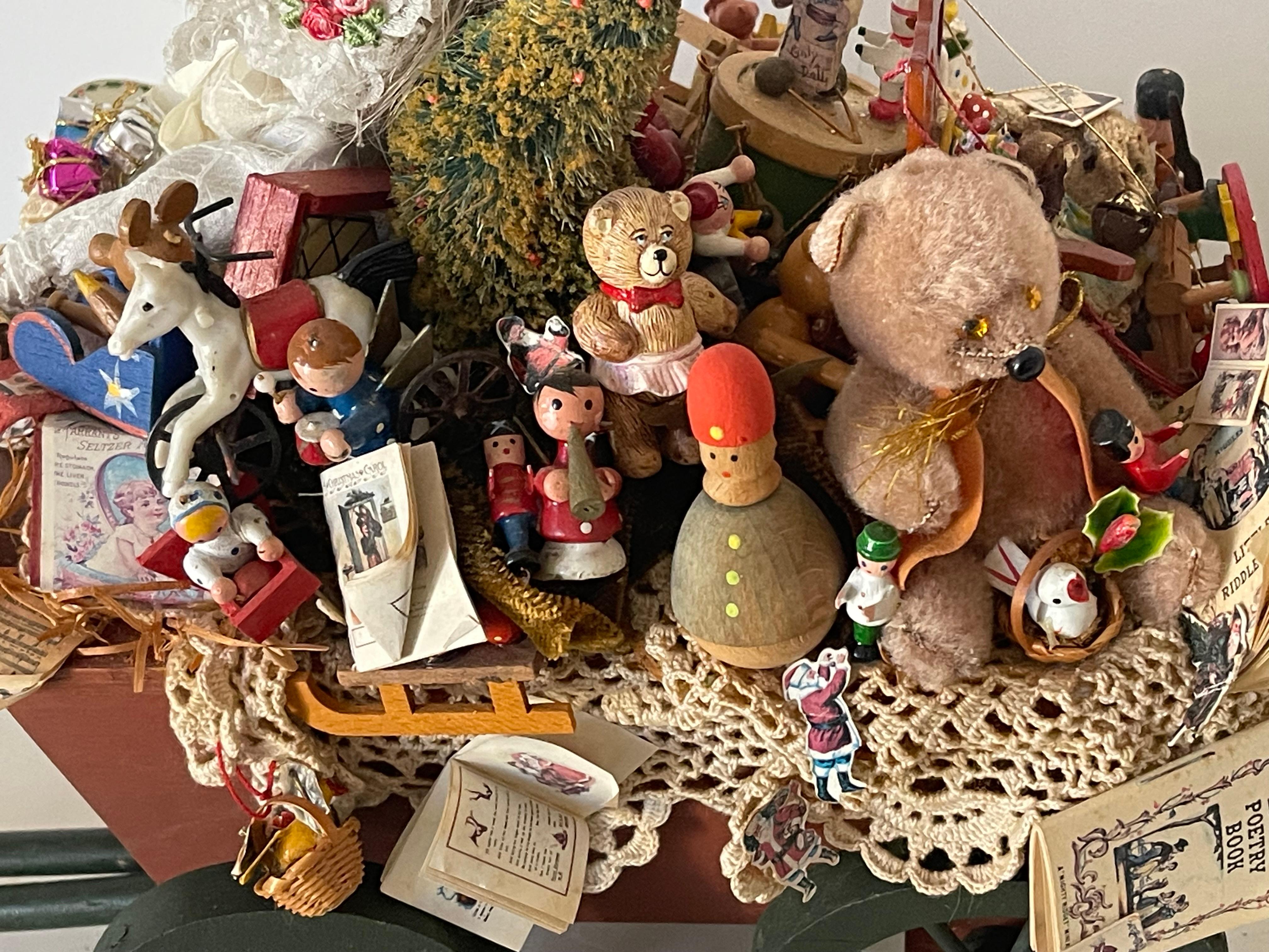 American Classical Spectacular Vintage Christmas Toy Wagon