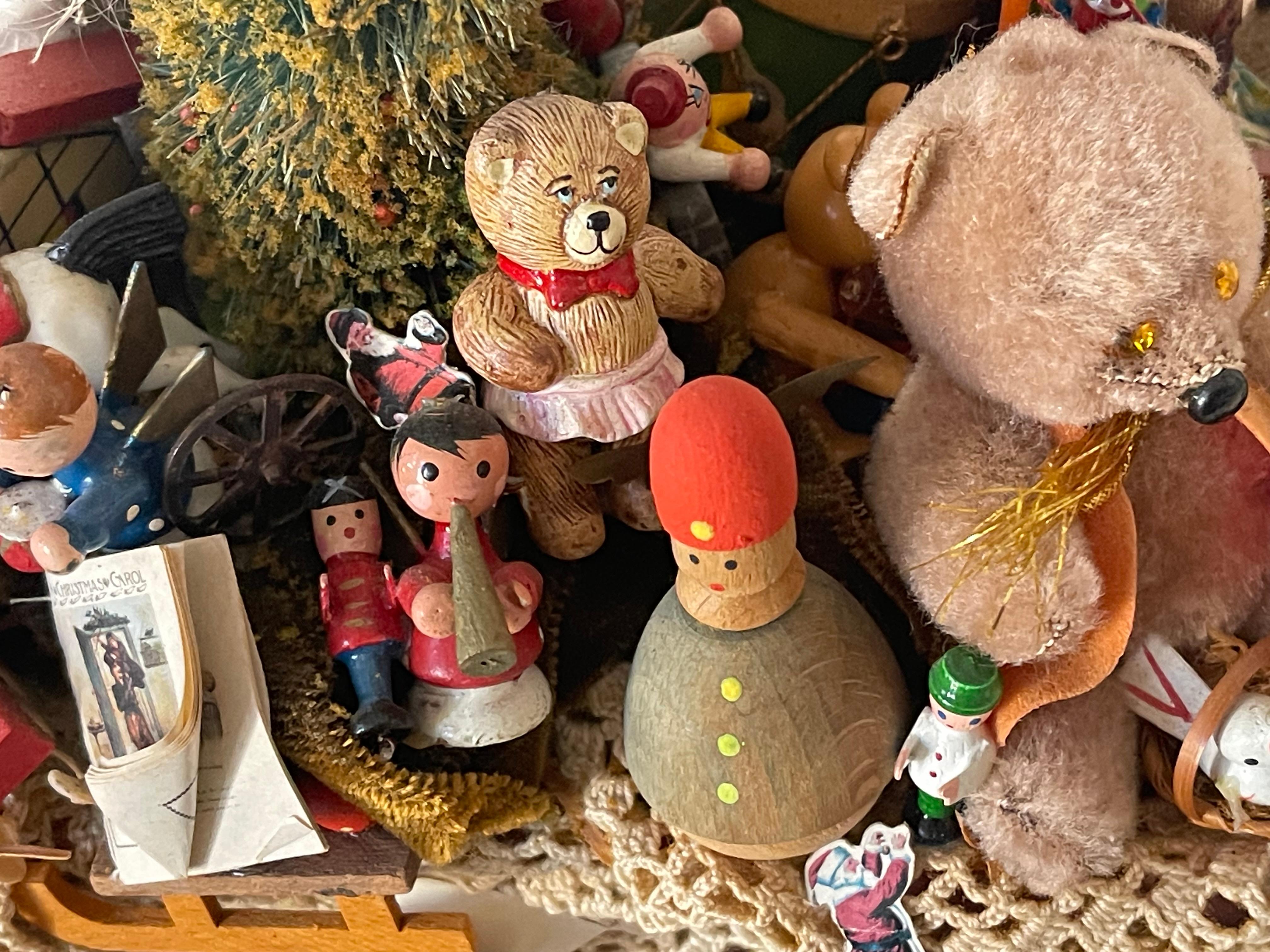 Japanese Spectacular Vintage Christmas Toy Wagon