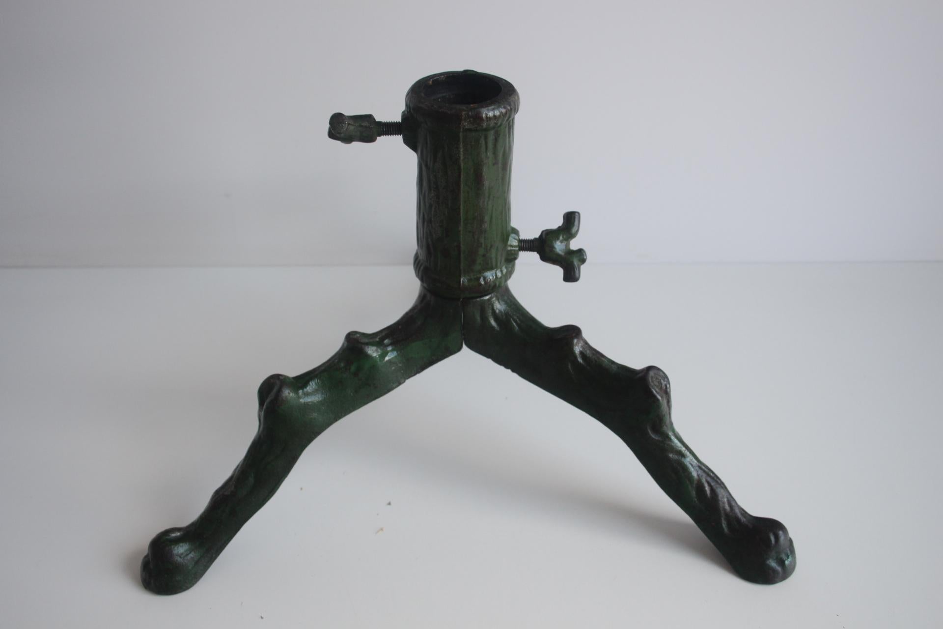 Vintage Christmas Tree Stand, Czechoslovakia, 1960's. In Good Condition For Sale In Praha, CZ