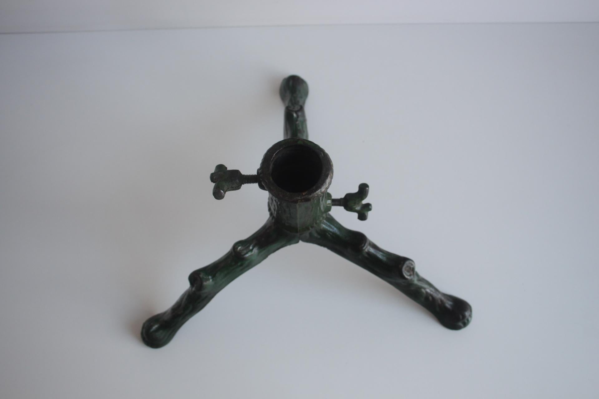 Vintage Christmas Tree Stand, Czechoslovakia, 1960's. For Sale 3