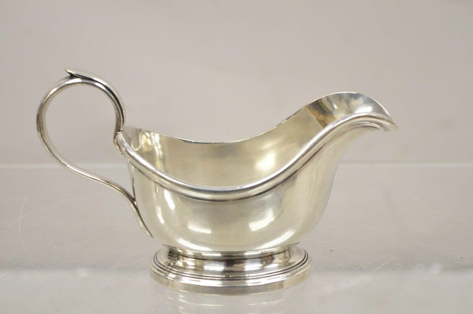 Vintage Christofle Victorian Silver Plated Small Sauce Gravy Boat with Handle For Sale 3