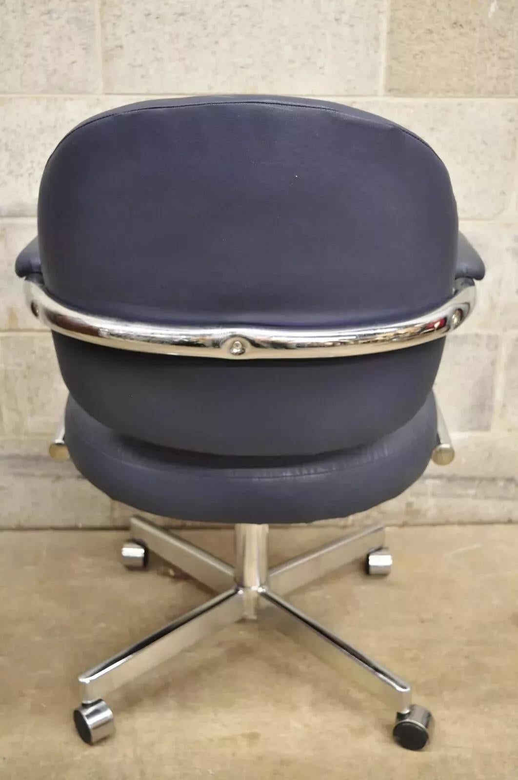 Sconosciuto Sedia da ufficio vintage Chromcraft Mid Century Modern in vinile blu Rolle (A) in vendita