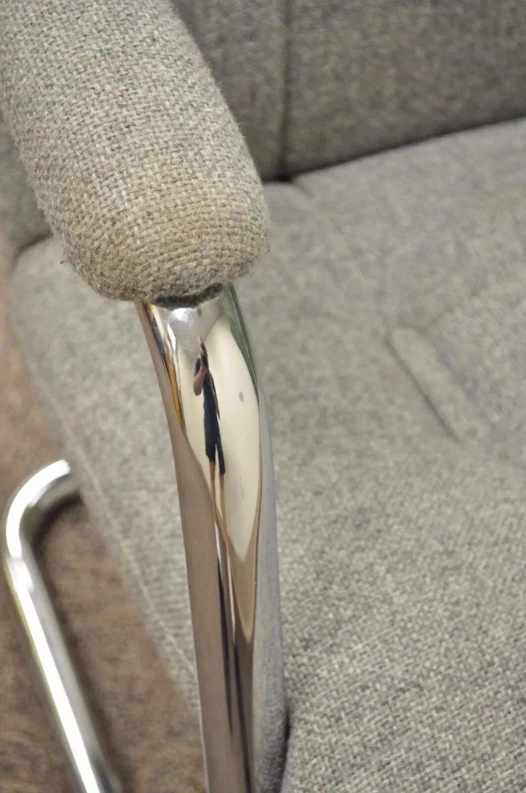 20ième siècle Vintage Chromcraft Mid Century Modern Tubular Chrome Cantilever Lounge Arm Chair en vente