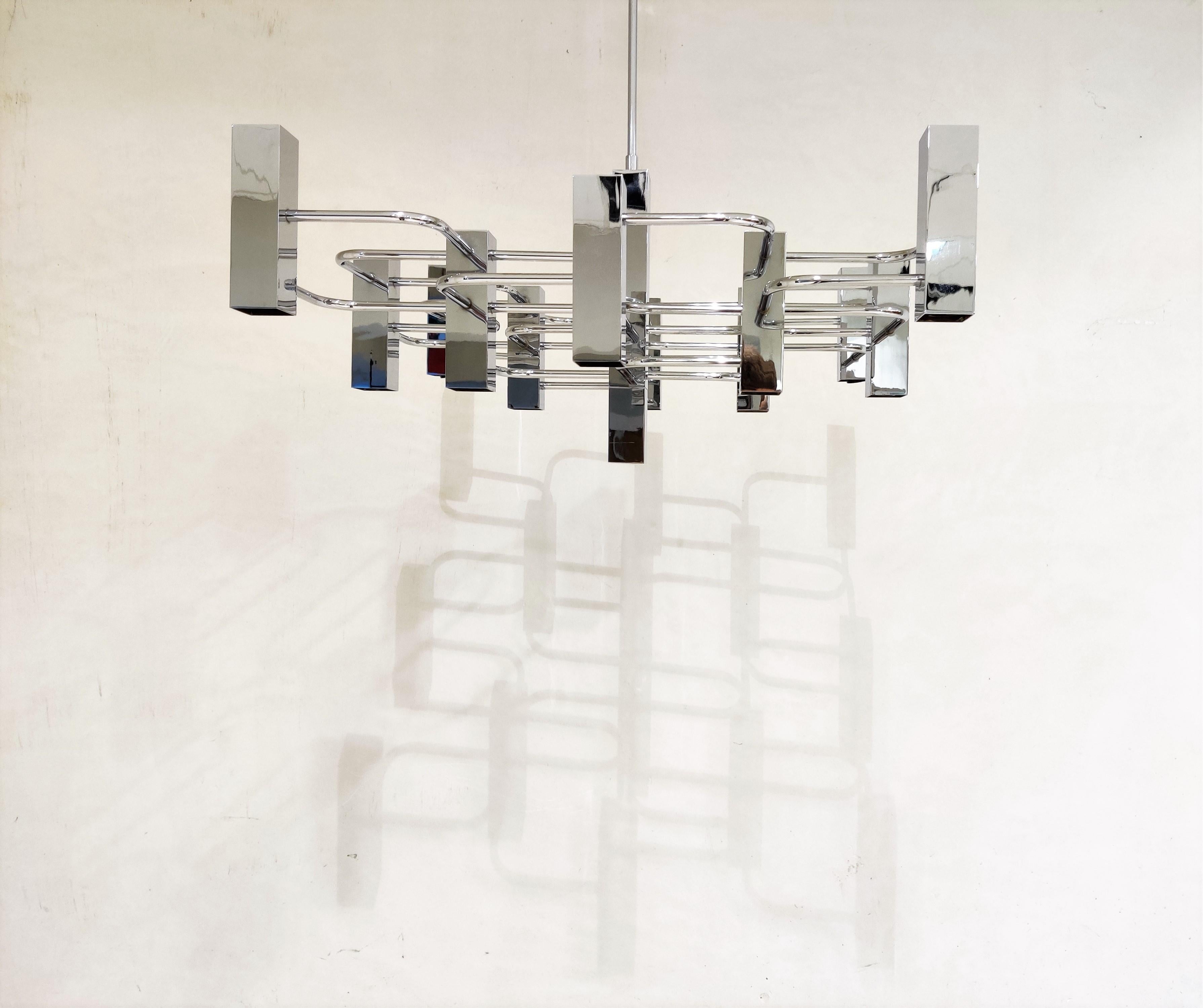 Vintage Chrome 13 Lightpoint Chandelier by Gaetano Sciolari, 1970s In Good Condition In HEVERLEE, BE