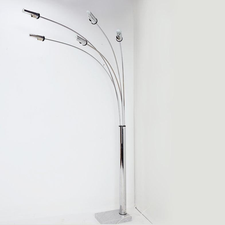 Mid-Century Modern Vintage Chrome 5 arms floor lamp on marble base, Italy, 1970's For Sale