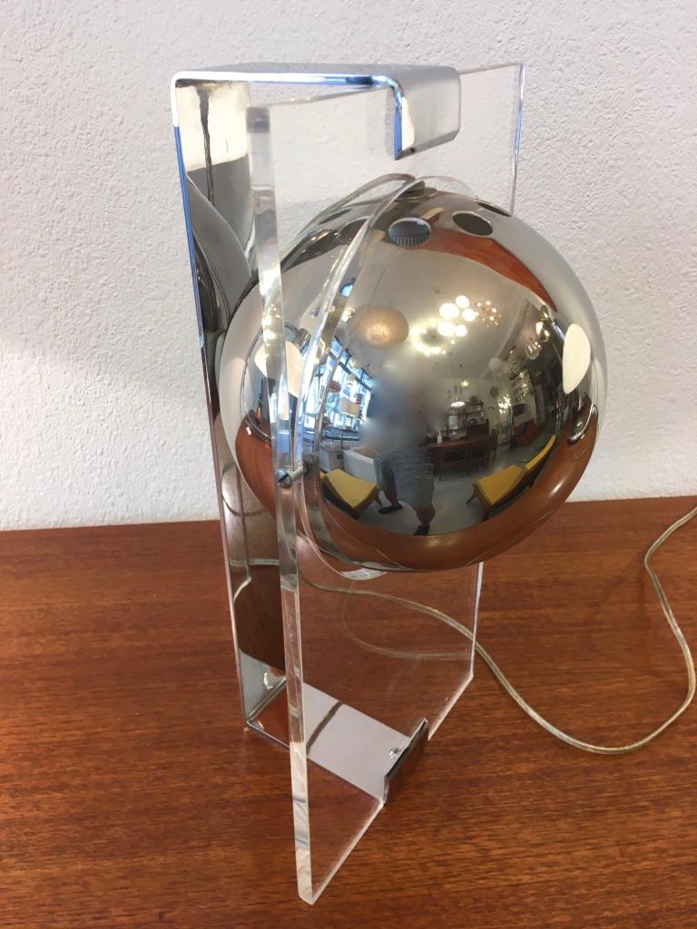 Vintage Chrome and Acrylic Eyeball Table Lamp, 1970s For Sale 5