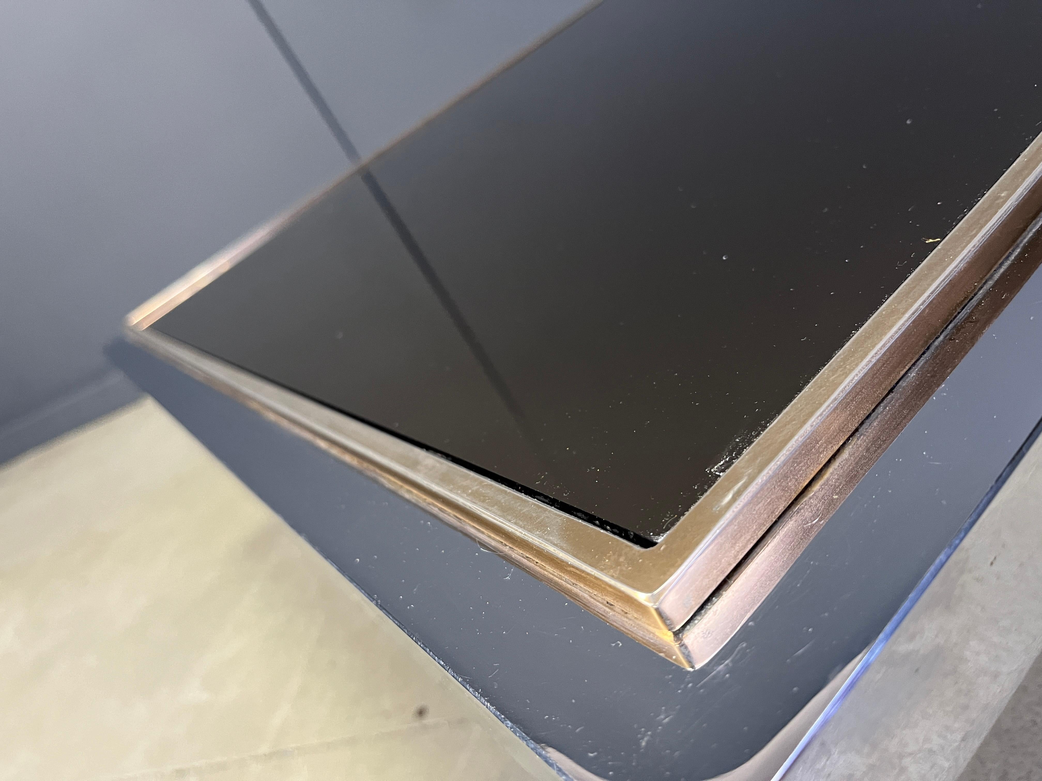 Table basse vintage en chrome et laiton, 1970 Bon état - En vente à Leuven, Vlaams Gewest