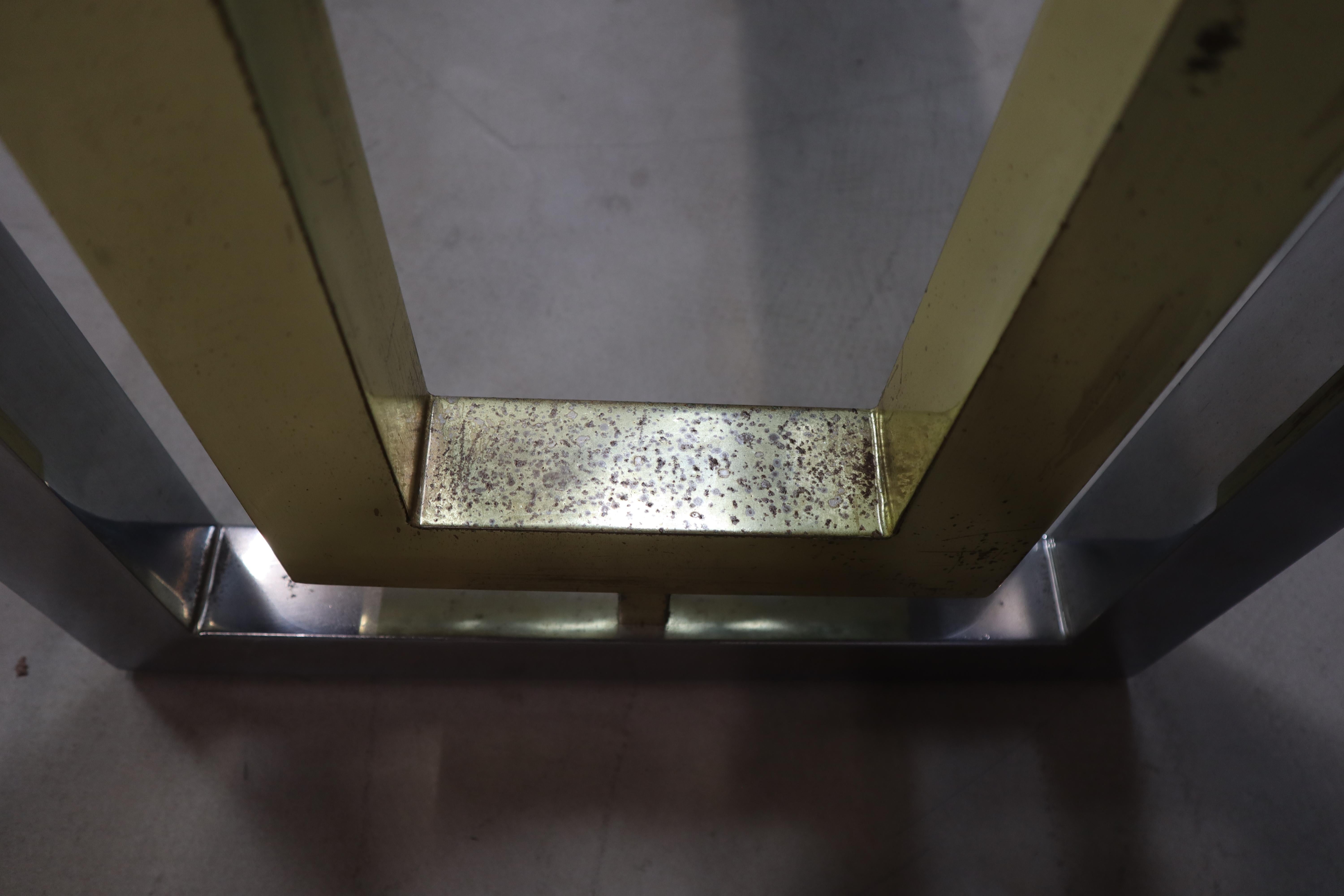 Métal Table de salle à manger vintage en chrome et laiton par Zevi, Italie, années 1970 en vente