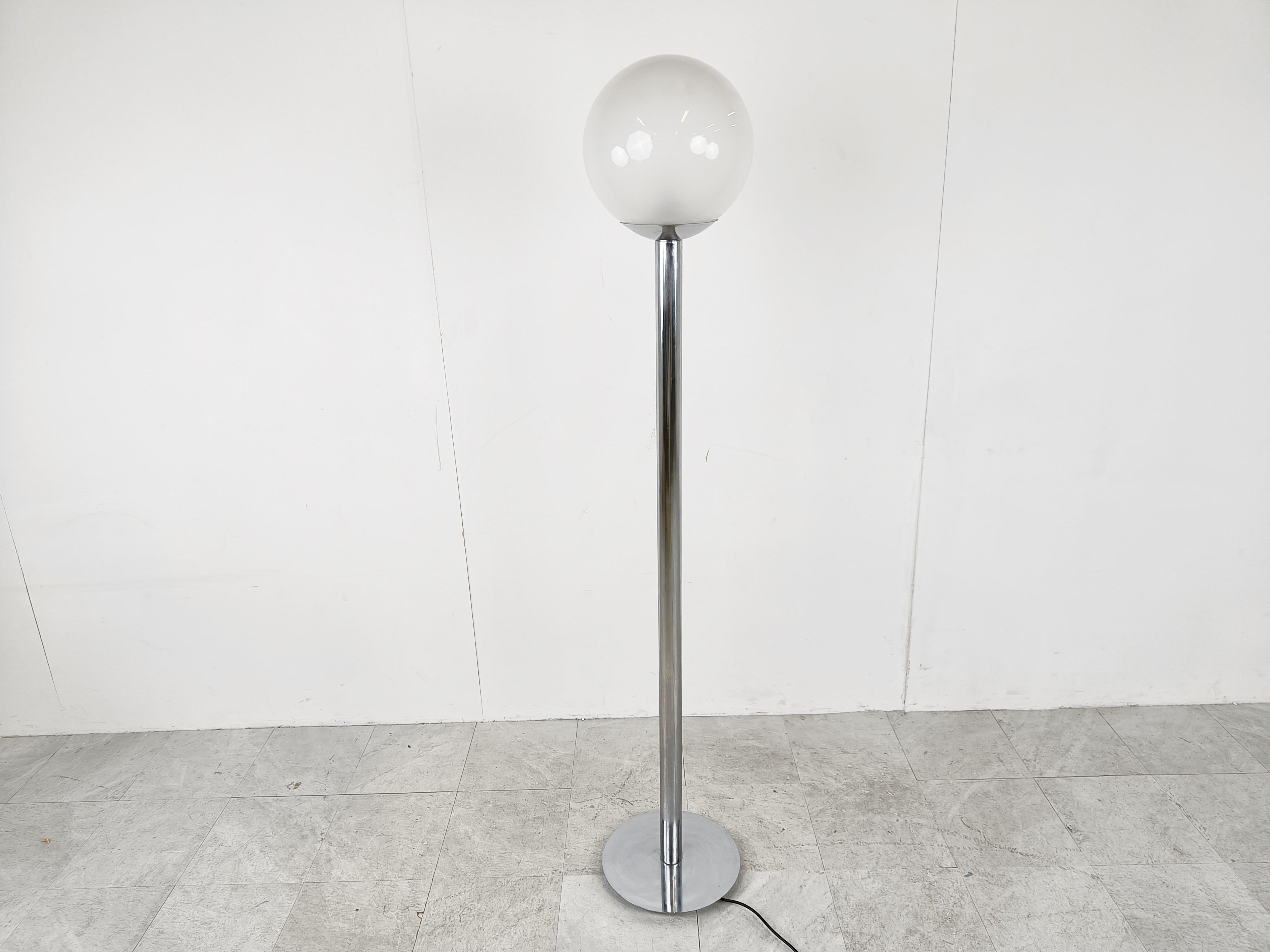 Vintage Chrome and Glass Floor Lamp, 1970s In Good Condition For Sale In HEVERLEE, BE