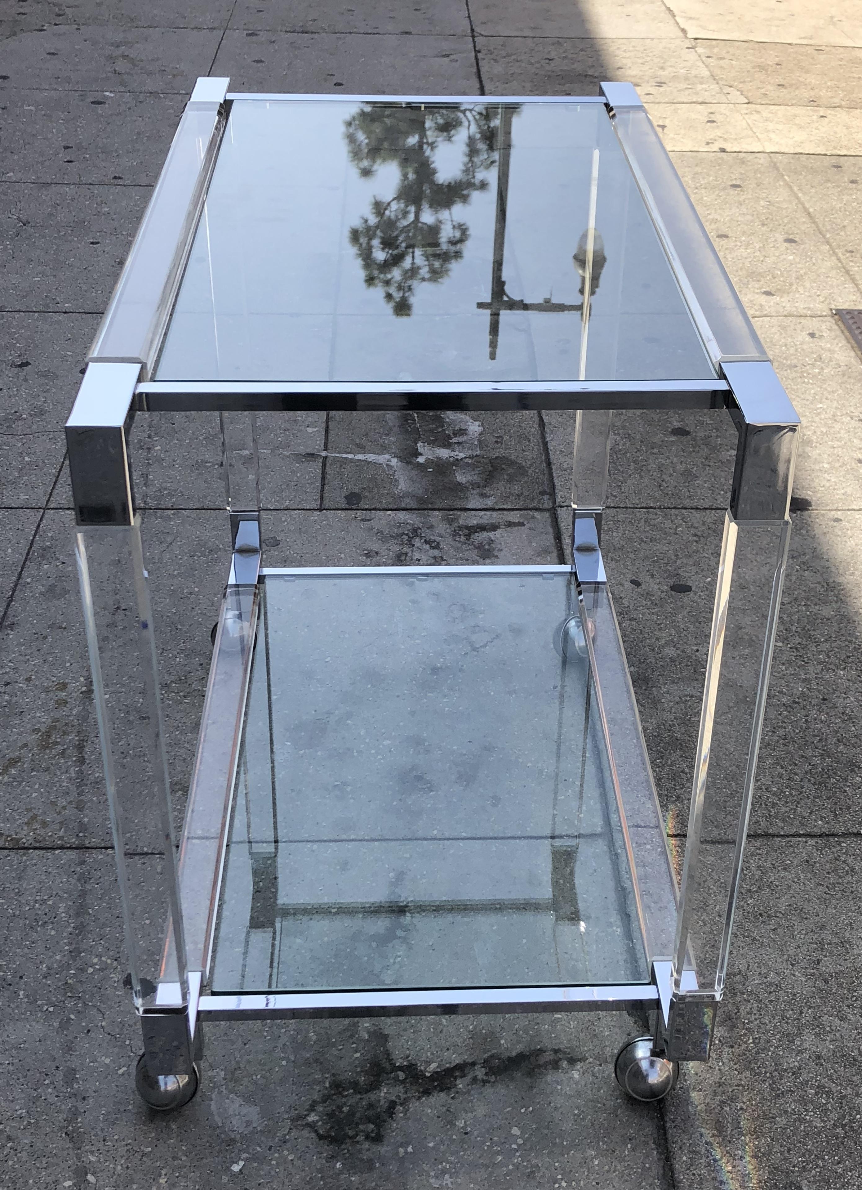 Vintage Chrome and Lucite Bar Cart by Charles Hollis Jones, Metric Collection In Good Condition For Sale In Los Angeles, CA