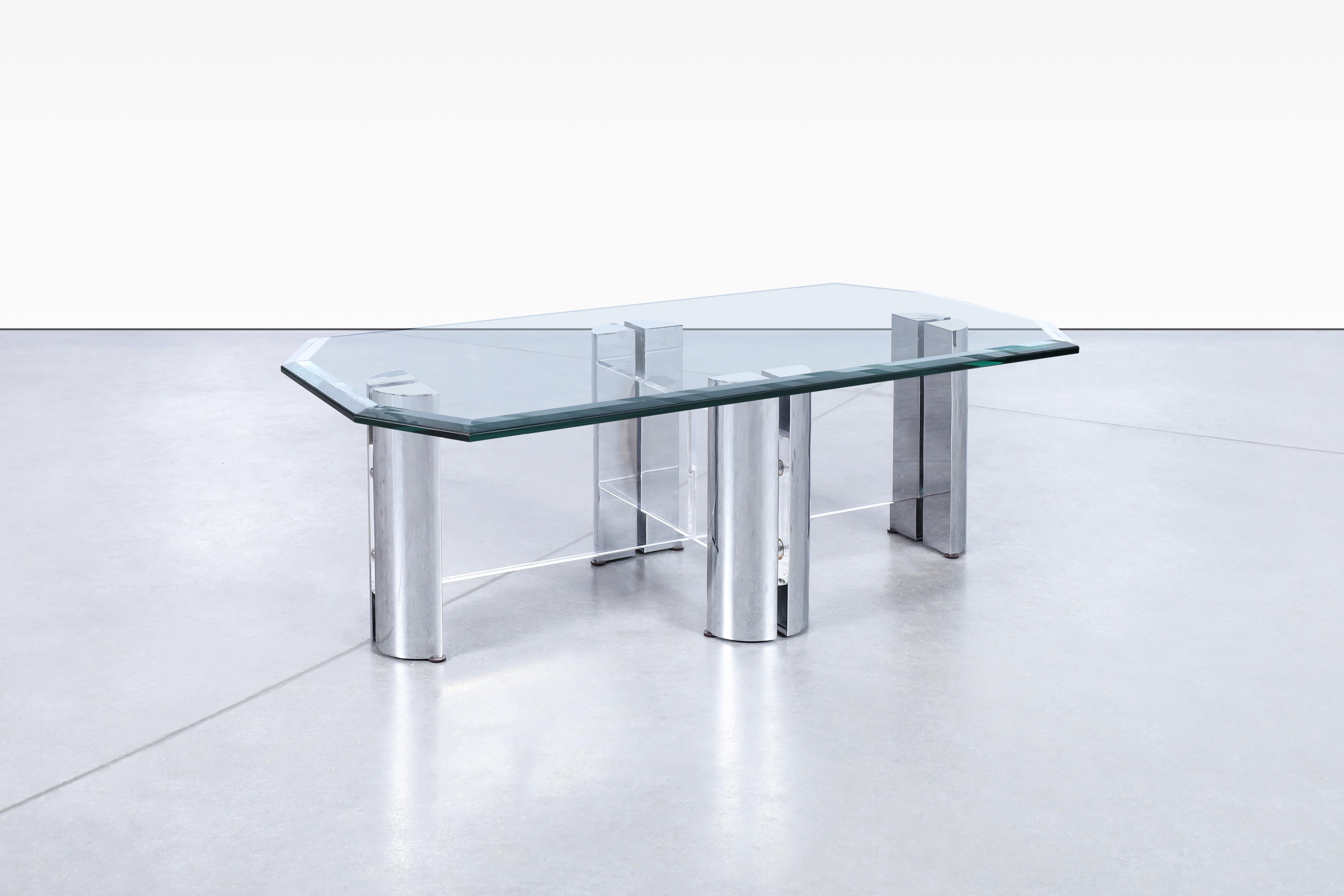 Mid-Century Modern Vintage Chrome and Lucite Coffee Table For Sale
