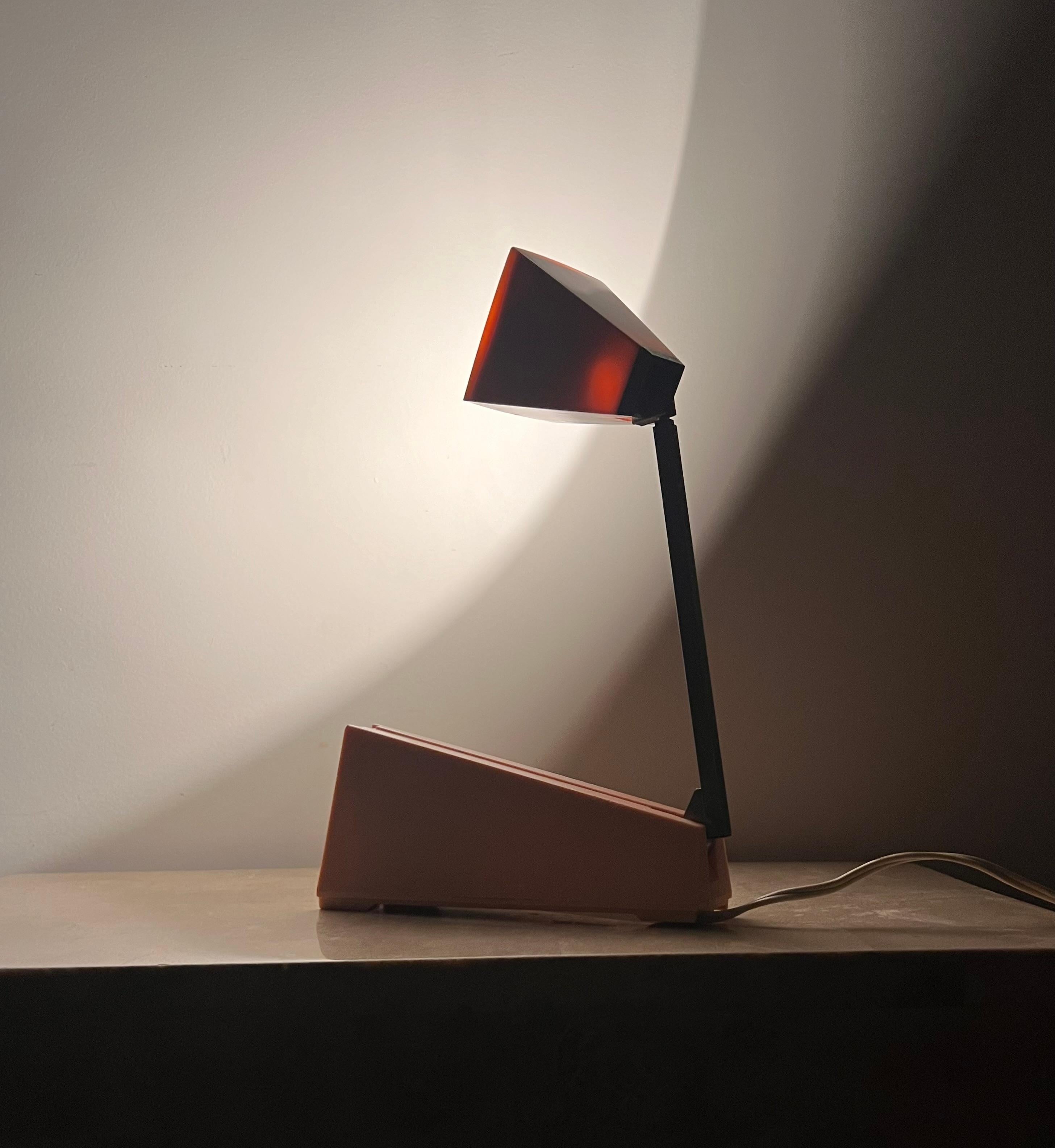 Lampette lampe de bureau vintage chromée et rose par Koch, 1964 en vente 5