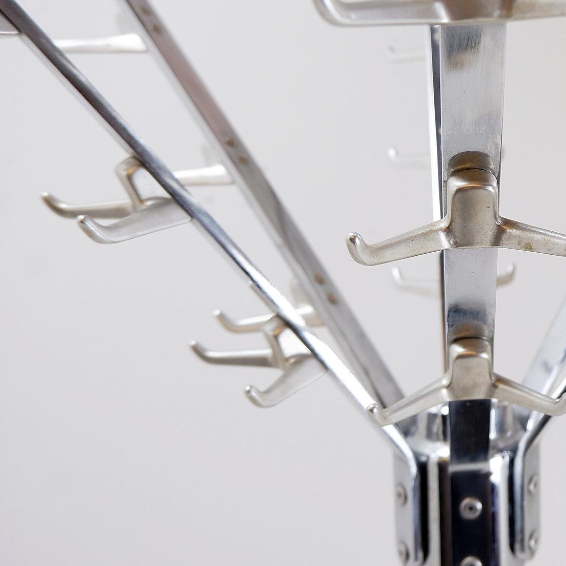 Vintage Chrome Kleiderständer mit Umbrella Rack (Industriell) im Angebot