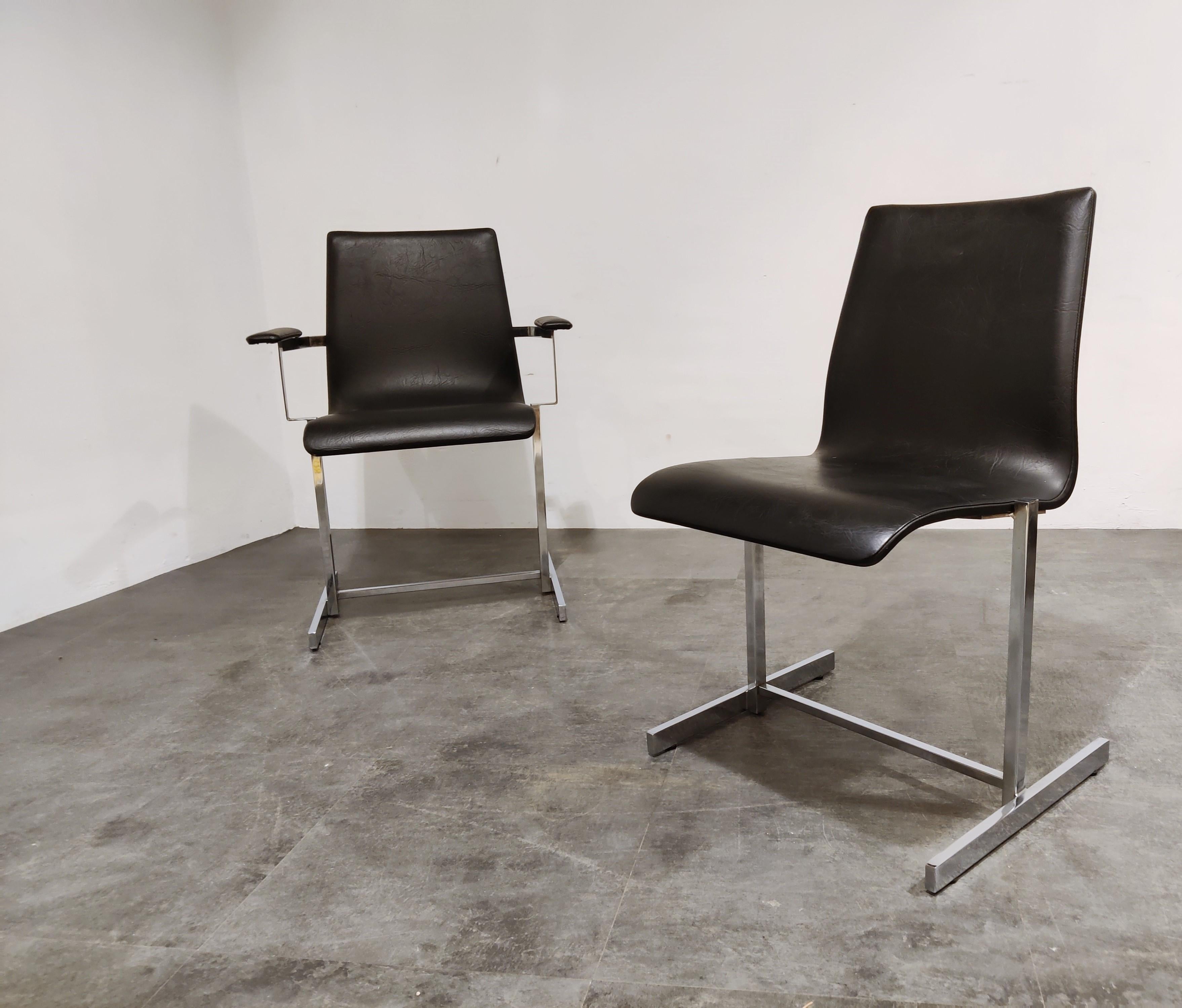 Chaises de salle à manger chromées vintage, 1970 en vente 3