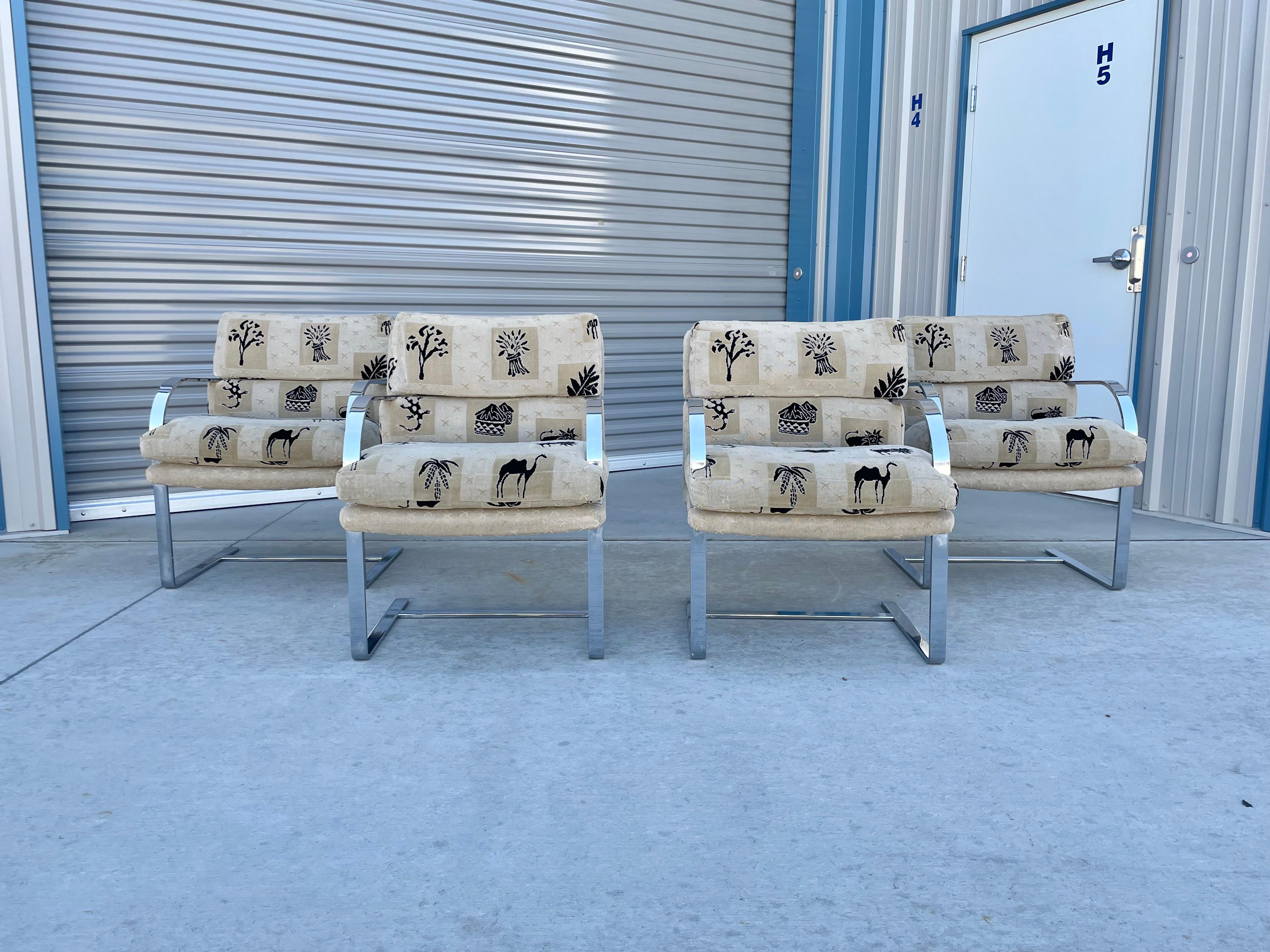Verchromte Vintage-Esszimmerstühle von Ludwig Mies Van Der Rohe im Zustand „Gut“ im Angebot in North Hollywood, CA