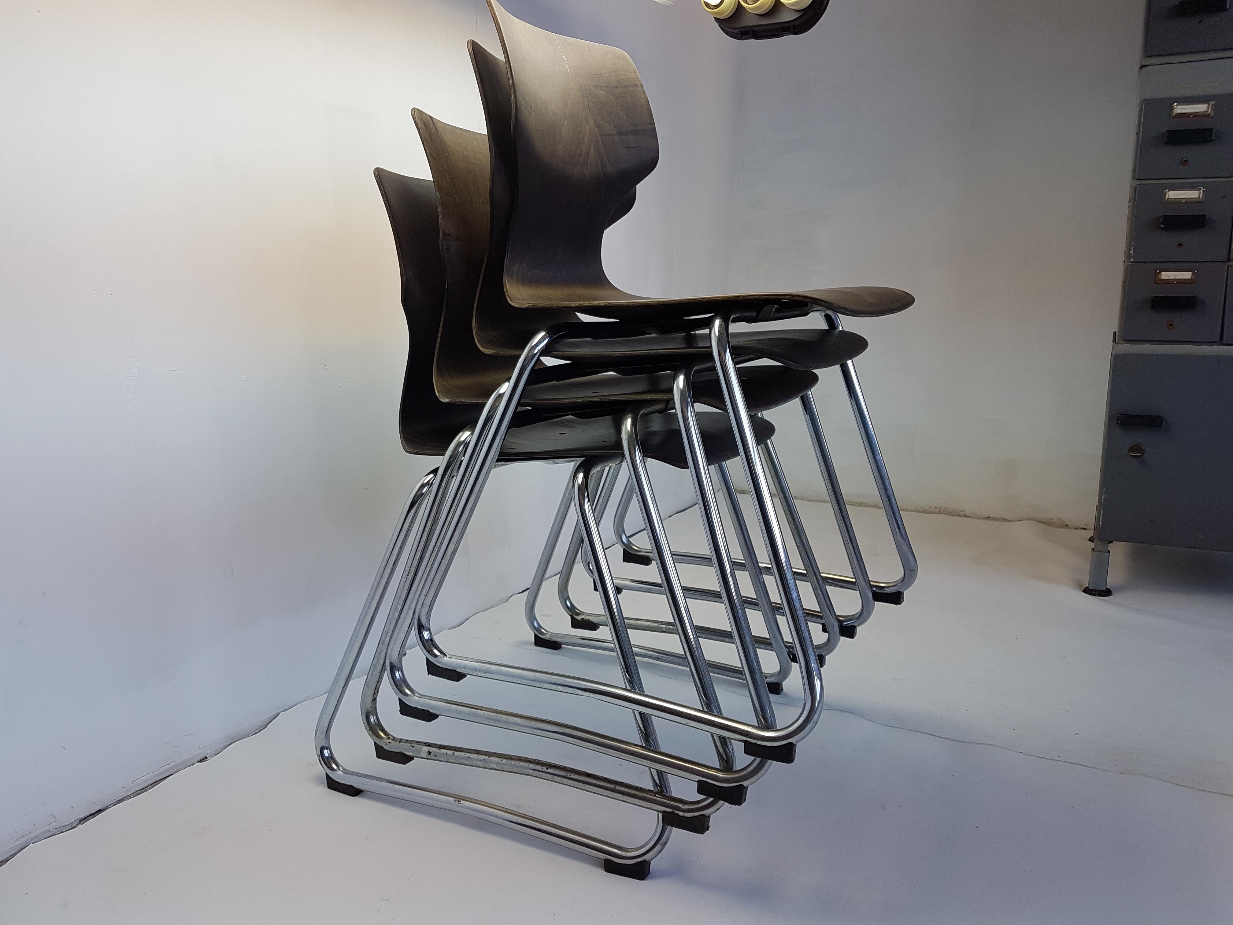 Mid-Century Modern Vintage Chrome Dinning Chairs by Adam Stegner for Flötotto, 1960s, Set of Four For Sale