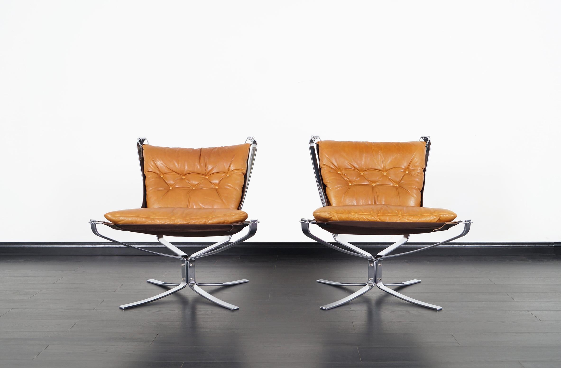 Stunning pair of vintage 'Falcon' lounge chairs designed by Sigurd Ressell for Vatne Møbler.