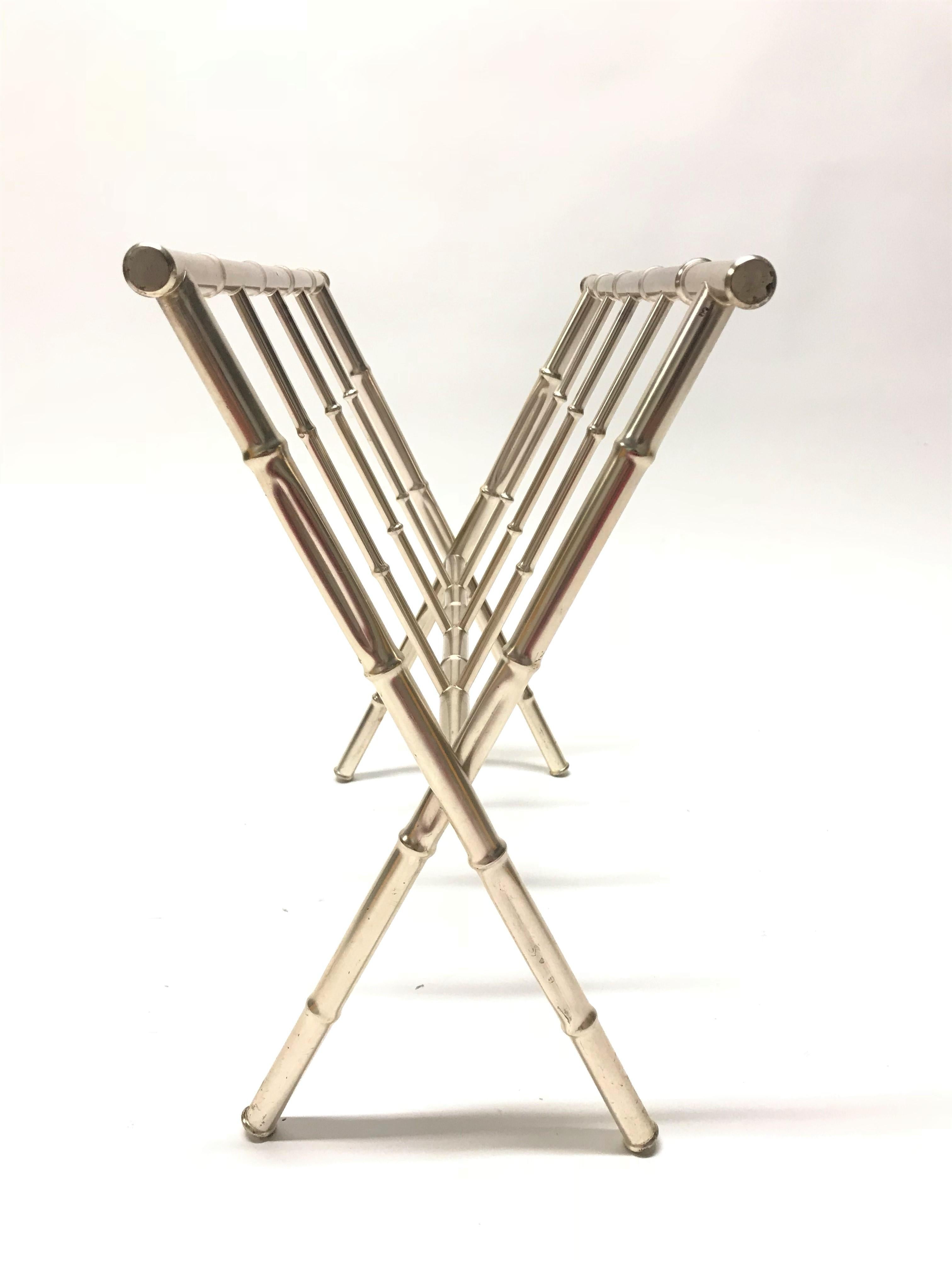 Vintage Chrome Faux Bamboo Magazine Rack, 1970s im Zustand „Gut“ in HEVERLEE, BE