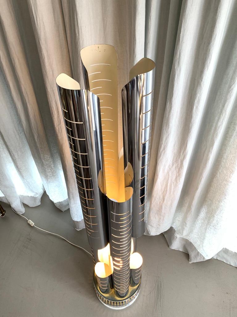 Vintage Chrome Floor Lamp In Good Condition For Sale In Hellerup, DK