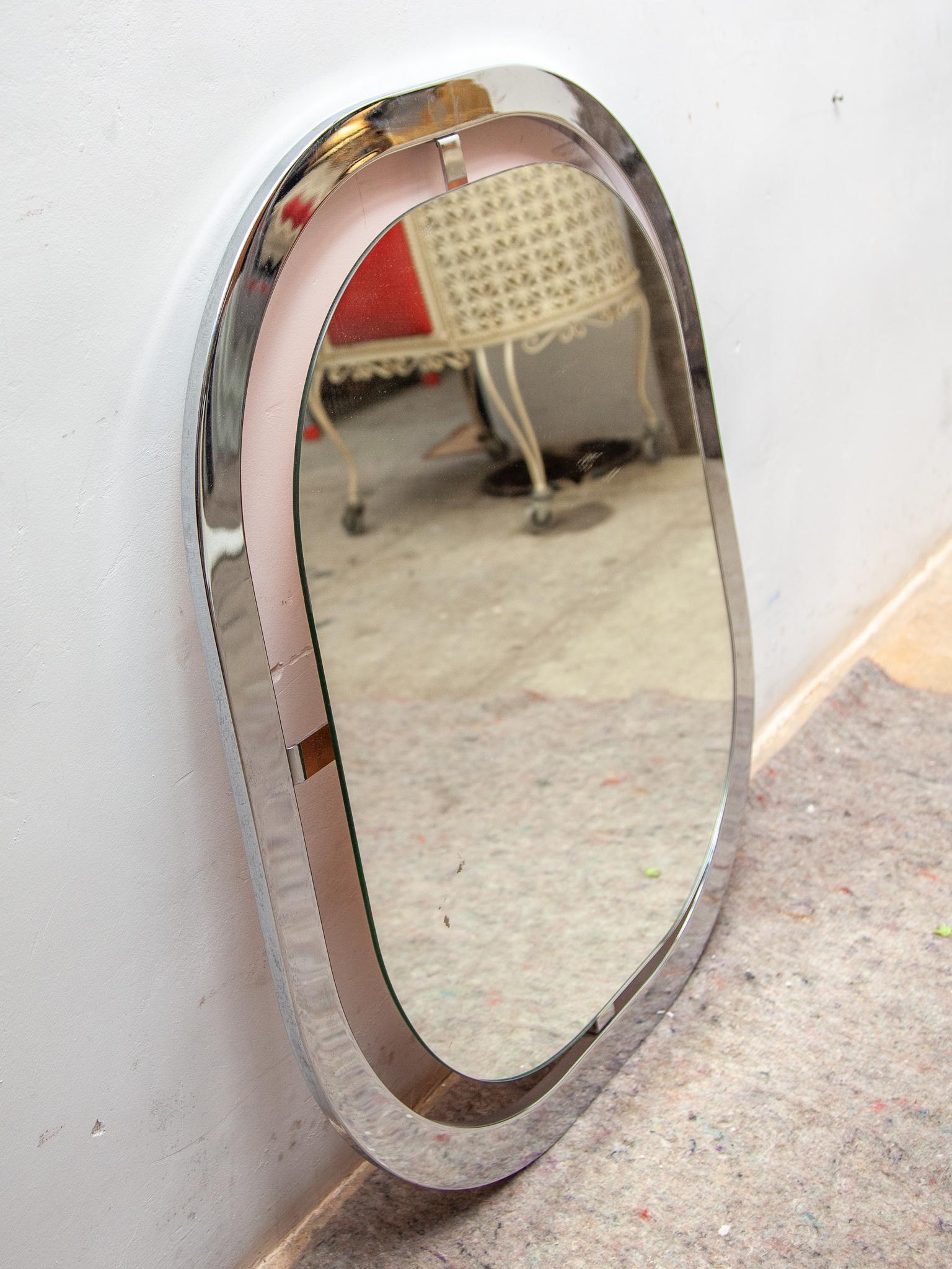 Vintage Chrome Framed Mirror, Belgo Chrome c.1970 finales del siglo XX en venta