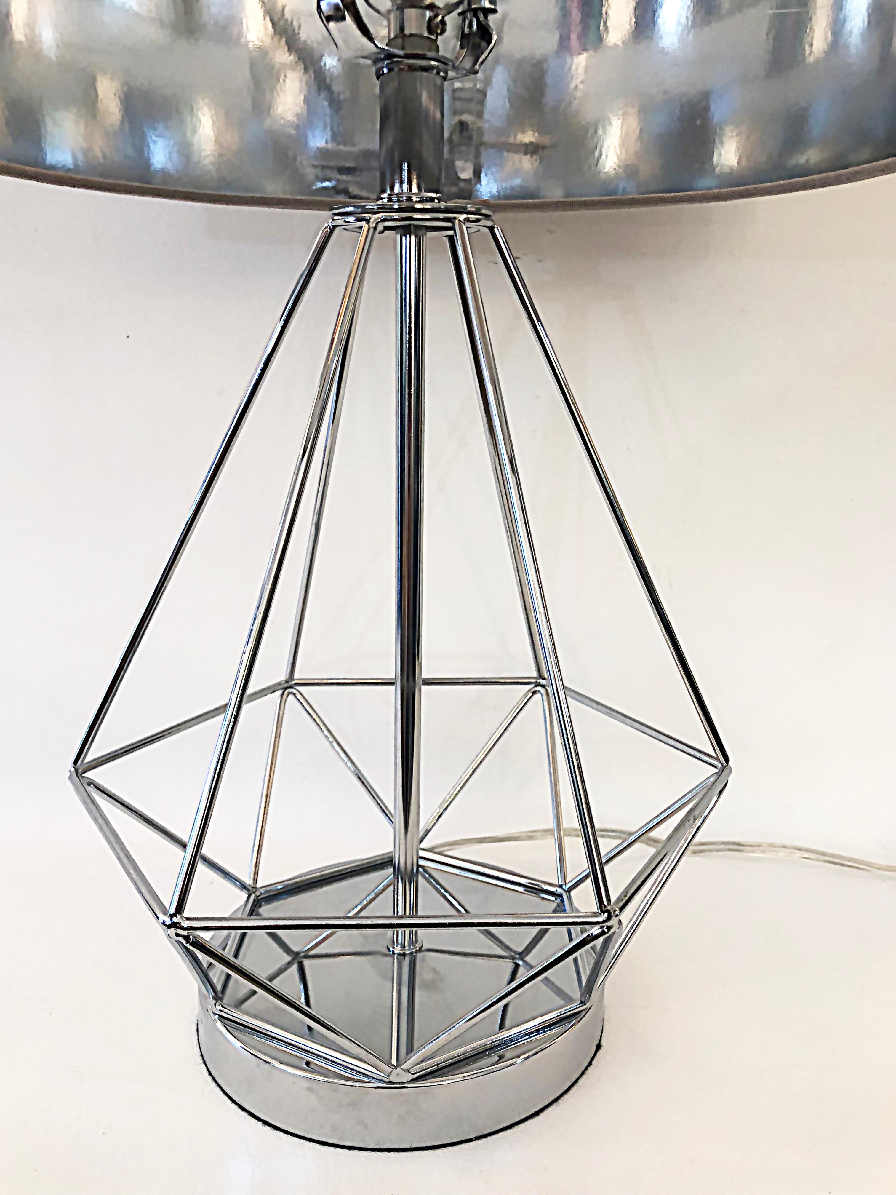 Vintage Chrome Geometric Table Lamps, USB Charging Port on Base In Good Condition For Sale In Miami, FL