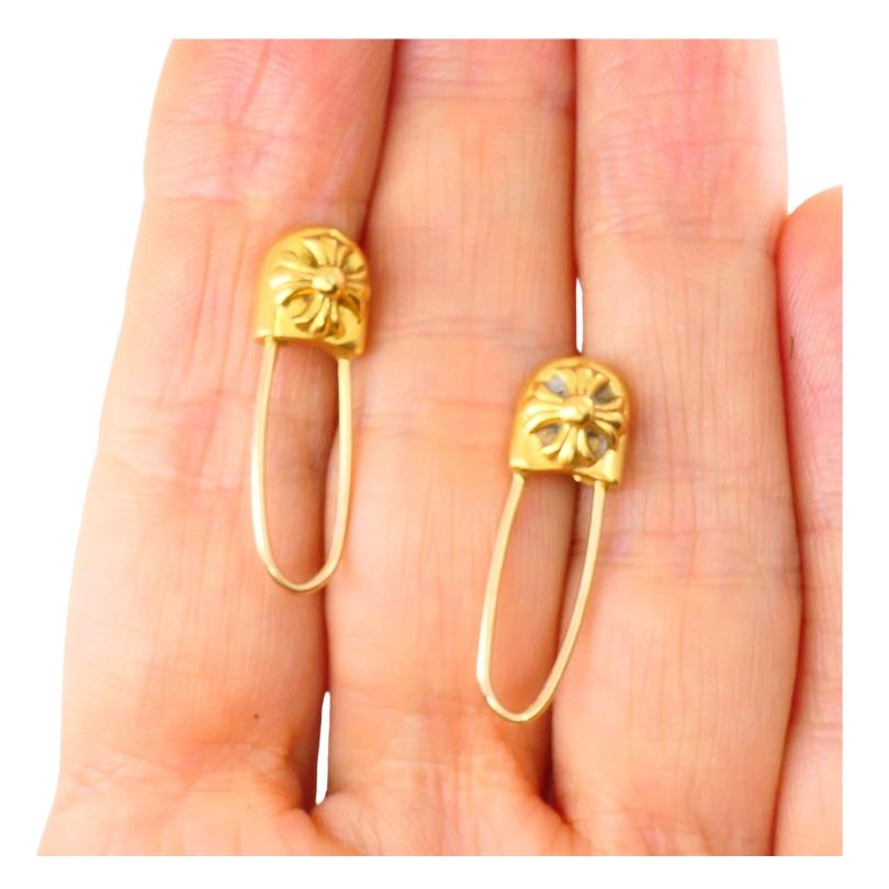 Vintage Chrome Hearts 22k Gold Two Safety Pins Earrings Original Pouch 2