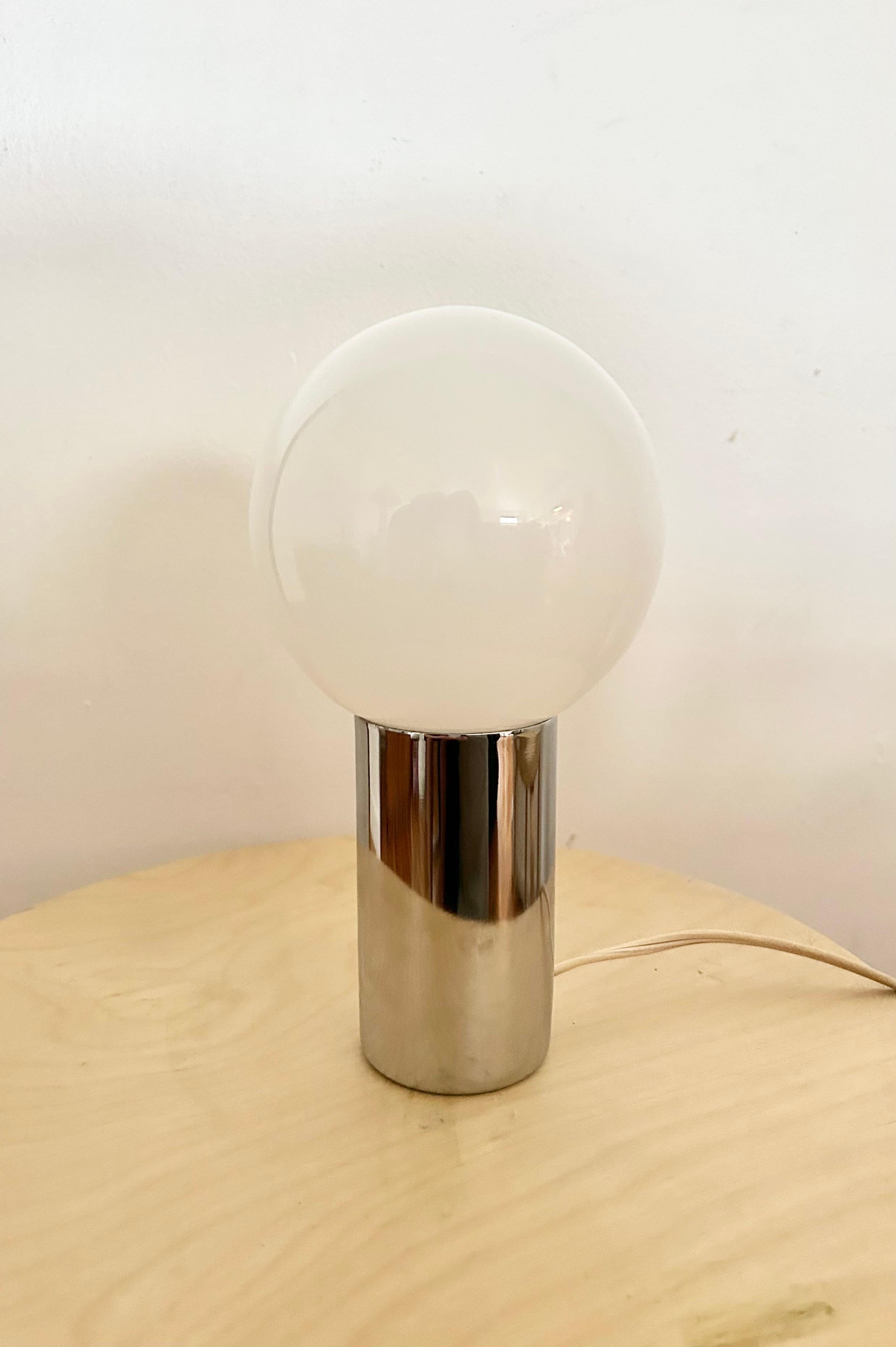 Vintage Chrome Heyco Desk Lamp In Good Condition In Brooklyn, NY