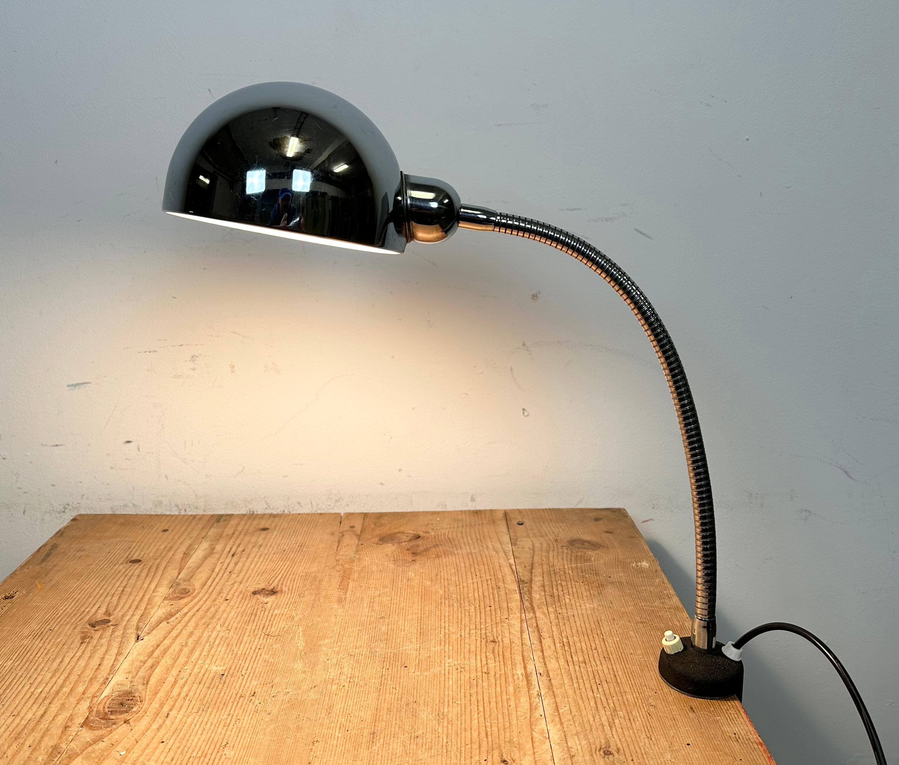 Vintage Italian Gooseneck Table Lamp, Años 60 en venta 8