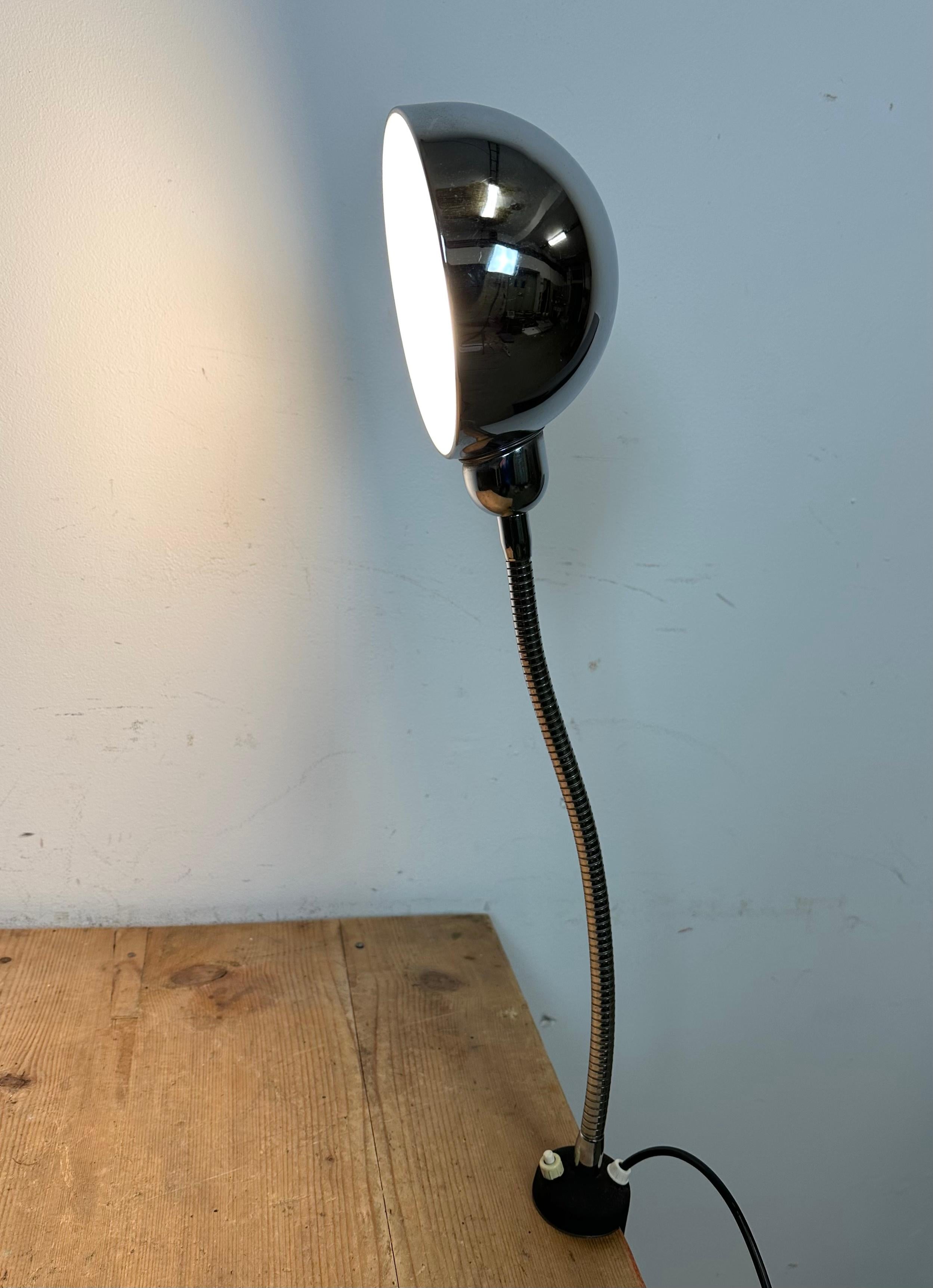Vintage Chrome Italian Gooseneck Table Lamp, 1960s For Sale 11
