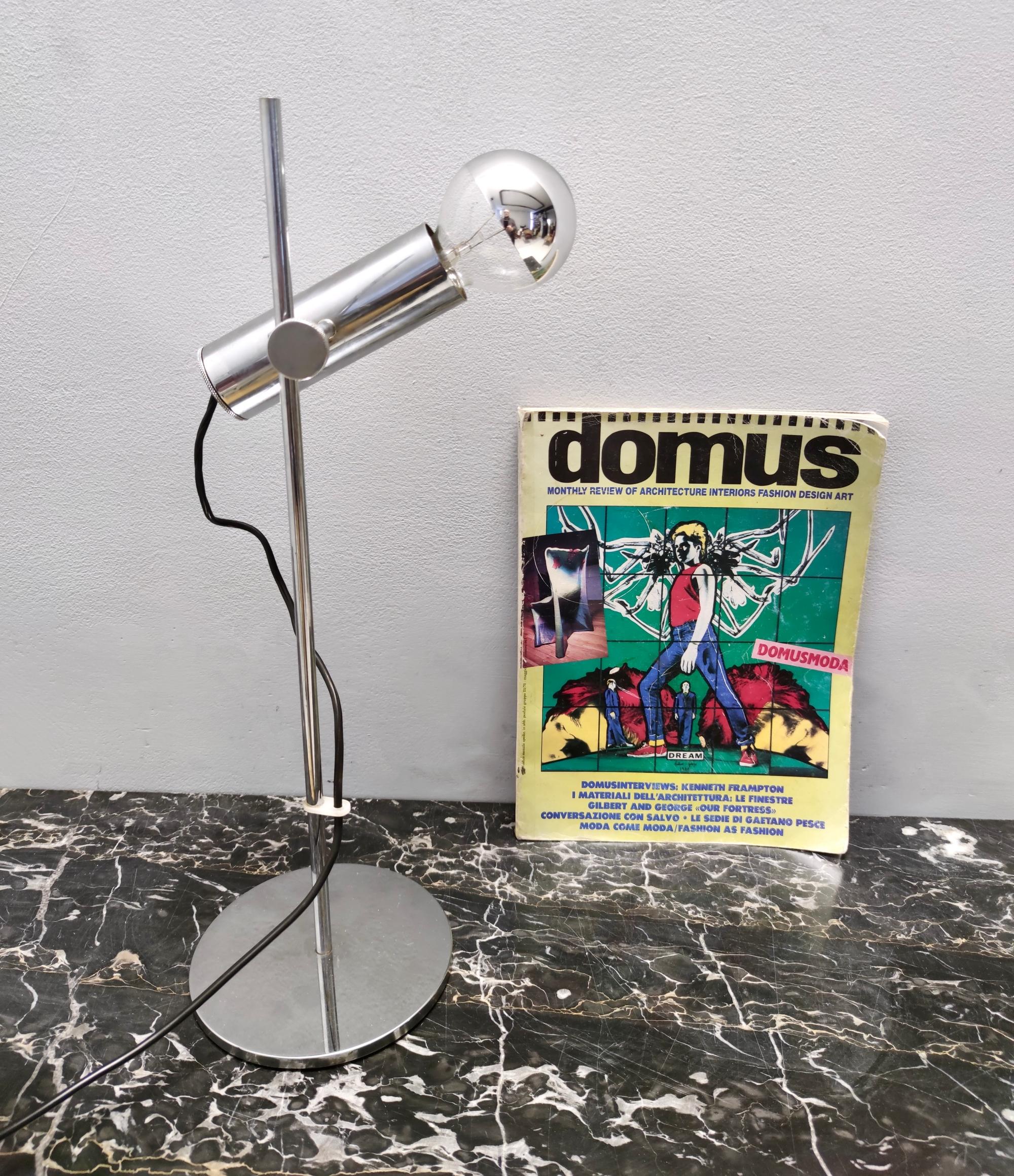 Minimalist Vintage Chrome-Plated Brass Desk Lamp attr. to Giuseppe Ostuni for O-Luce, Italy For Sale