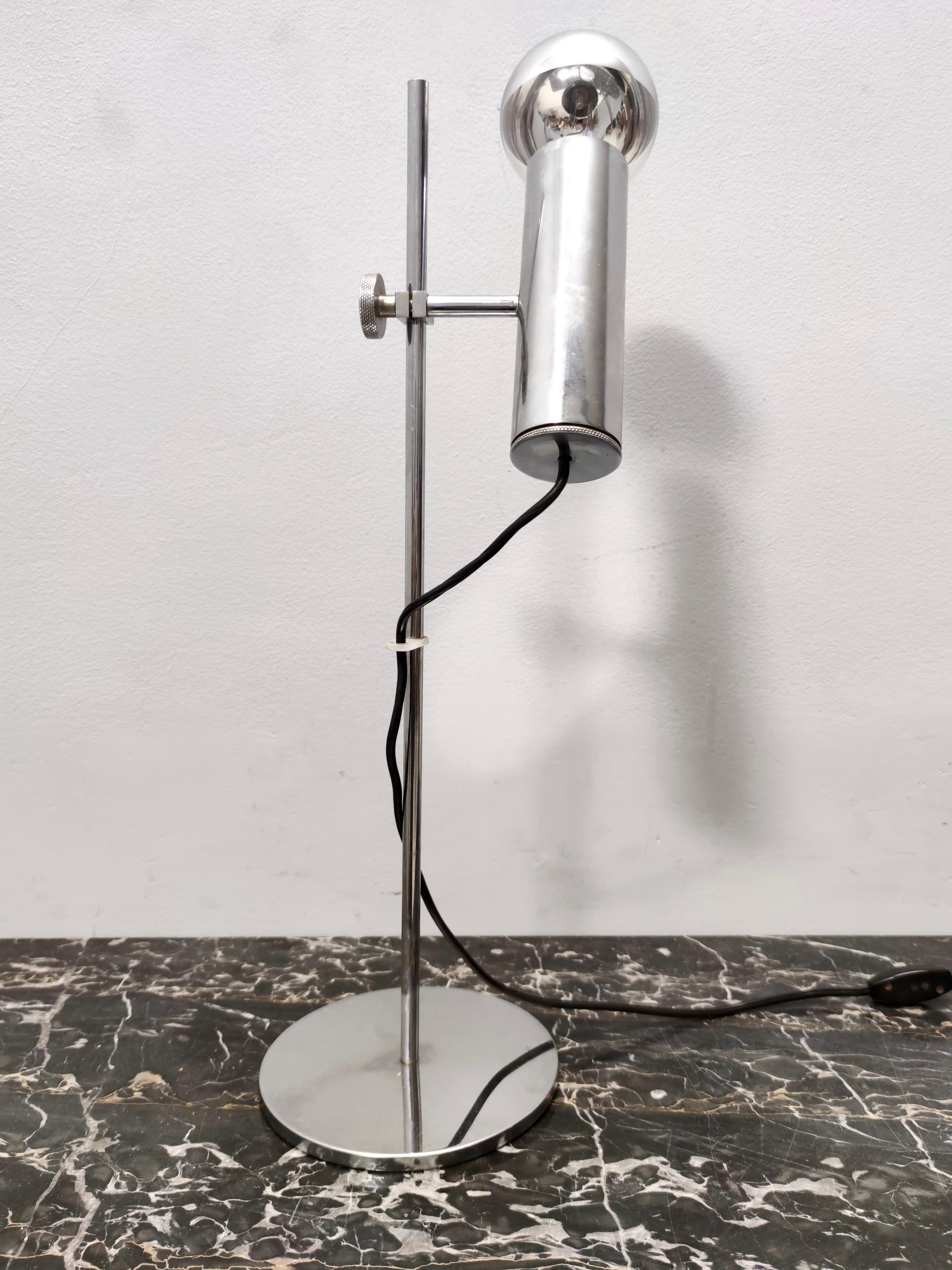 Vintage Chrome-Plated Brass Desk Lamp attr. to Giuseppe Ostuni for O-Luce, Italy In Good Condition For Sale In Bresso, Lombardy