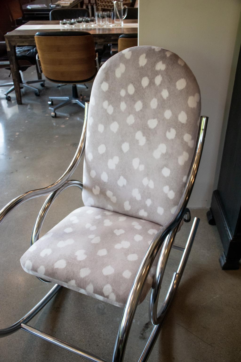 Vintage Chrome Rocking Chair In Good Condition In Austin, TX
