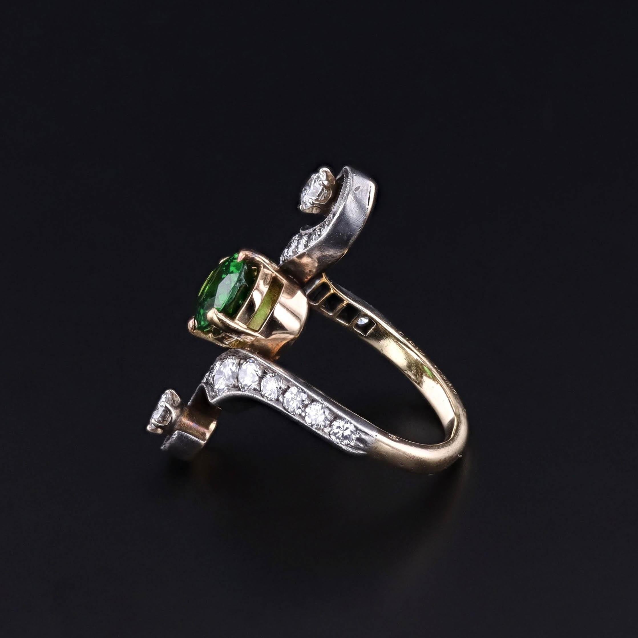 Contemporary Vintage Chrome Tourmaline and Diamond Ring of 18k Gold by Enrico Cirio For Sale